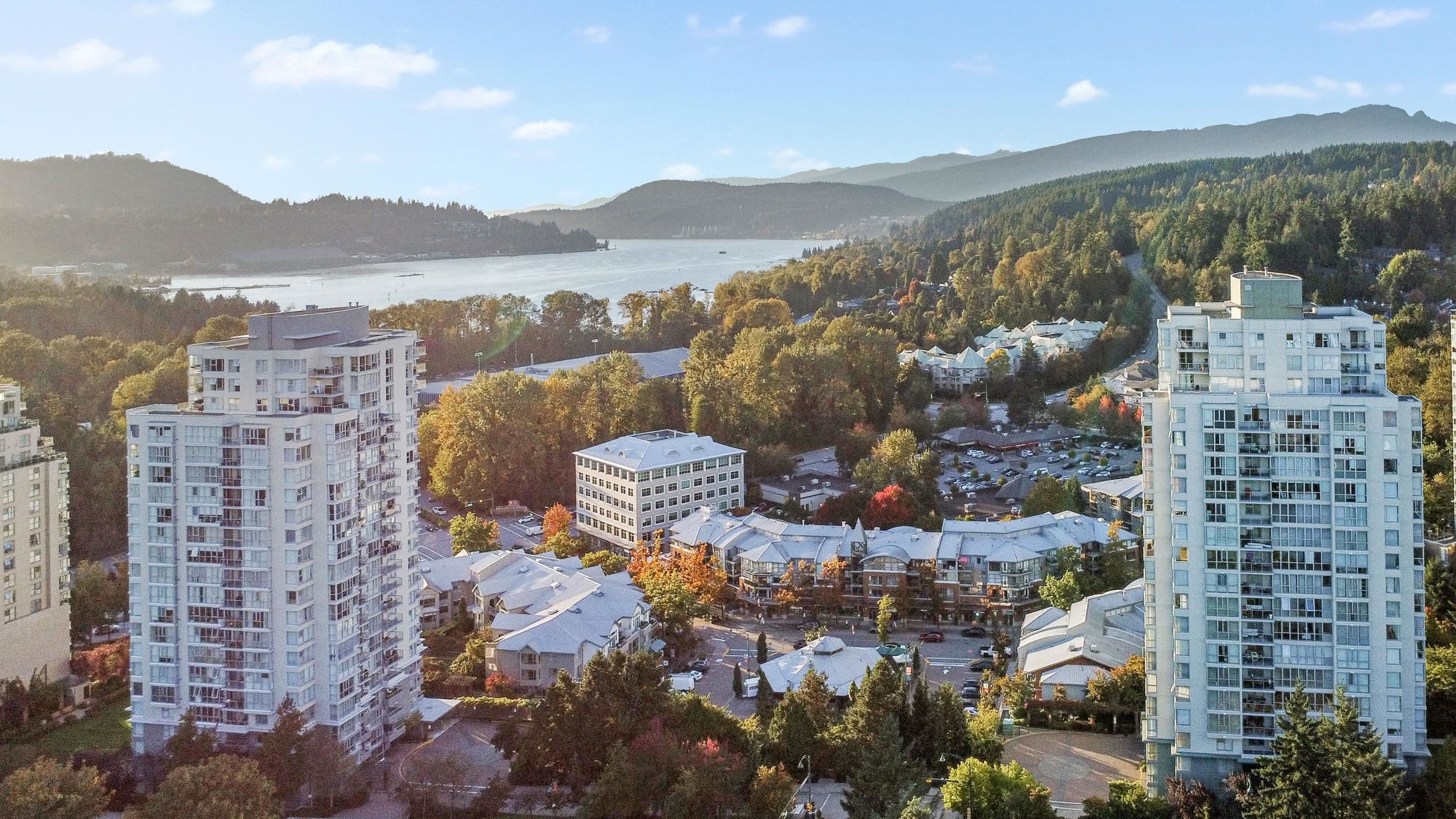 1303 - 295 Guildford Way, Port Moody, V3H 5N3 — photo 3