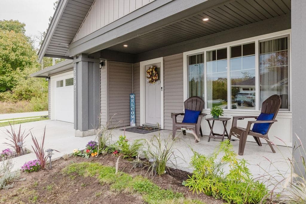 5692 Partridge Way, Sechelt, V7Z 0M4 — photo 3