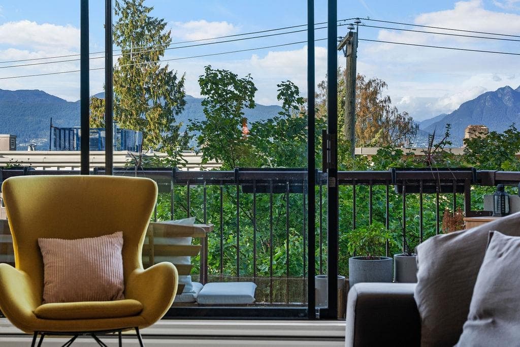 403 - 2445 W 3rd Avenue, Vancouver, V6K 4K6 — photo 3