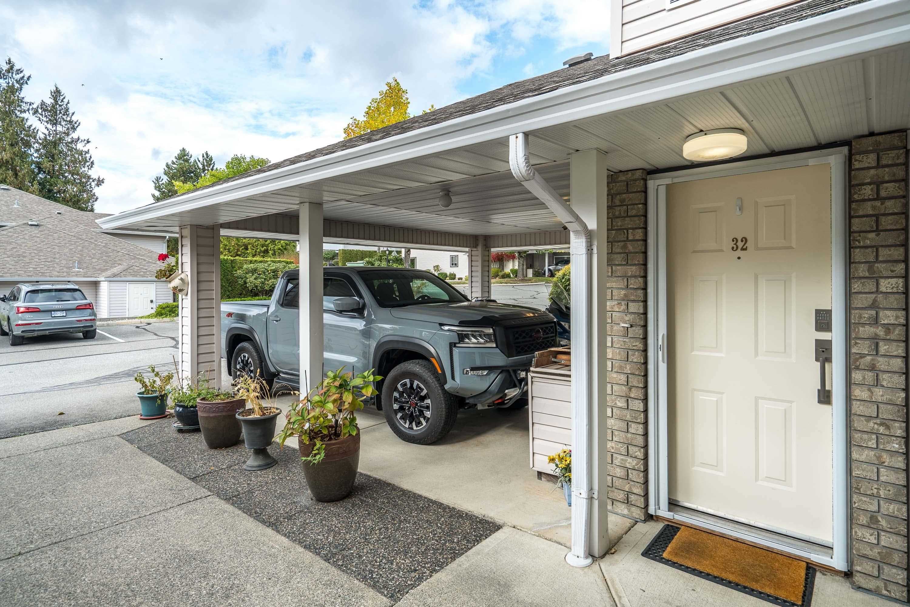 32 - 15020 66a Avenue, Surrey, V3S 2A5 — photo 4
