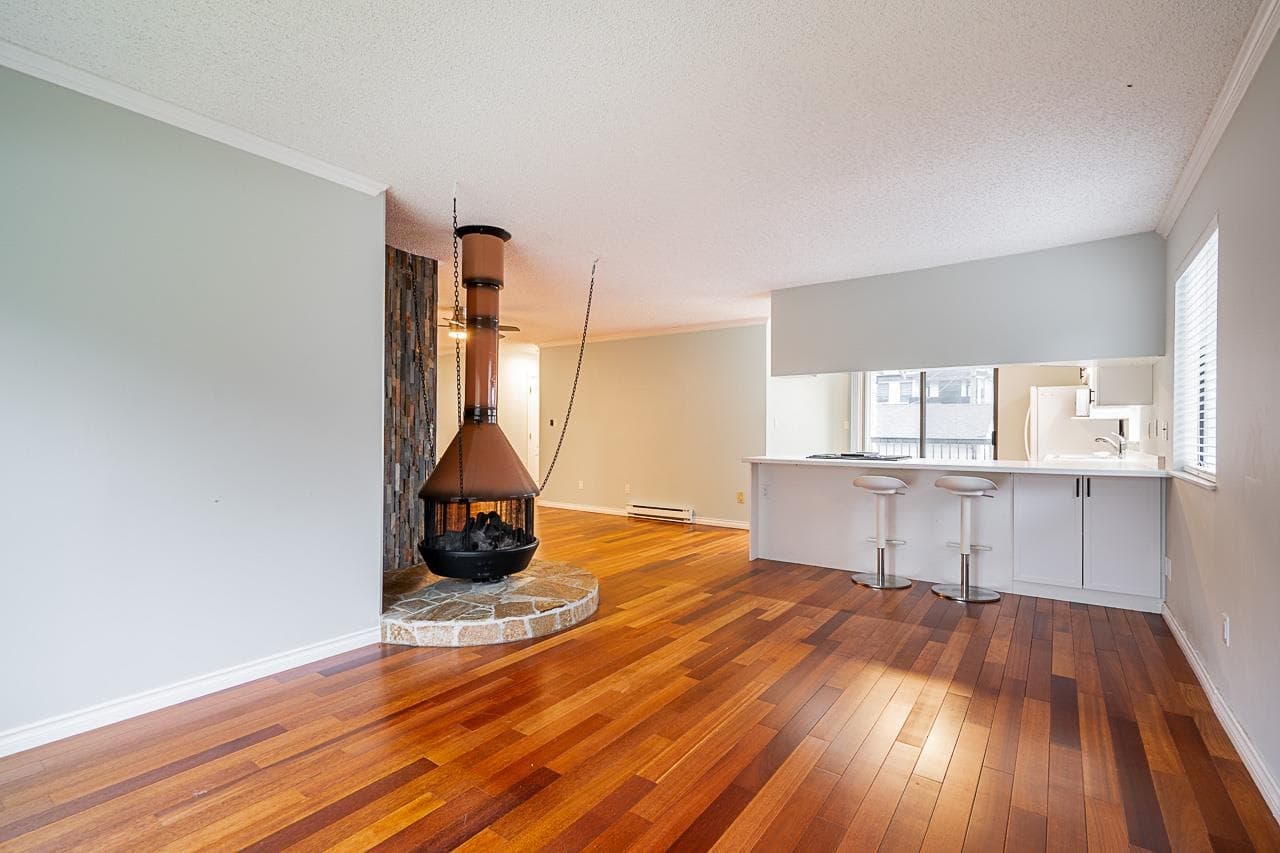 8076 19th Avenue, Burnaby, V3N 1G3 — photo 5