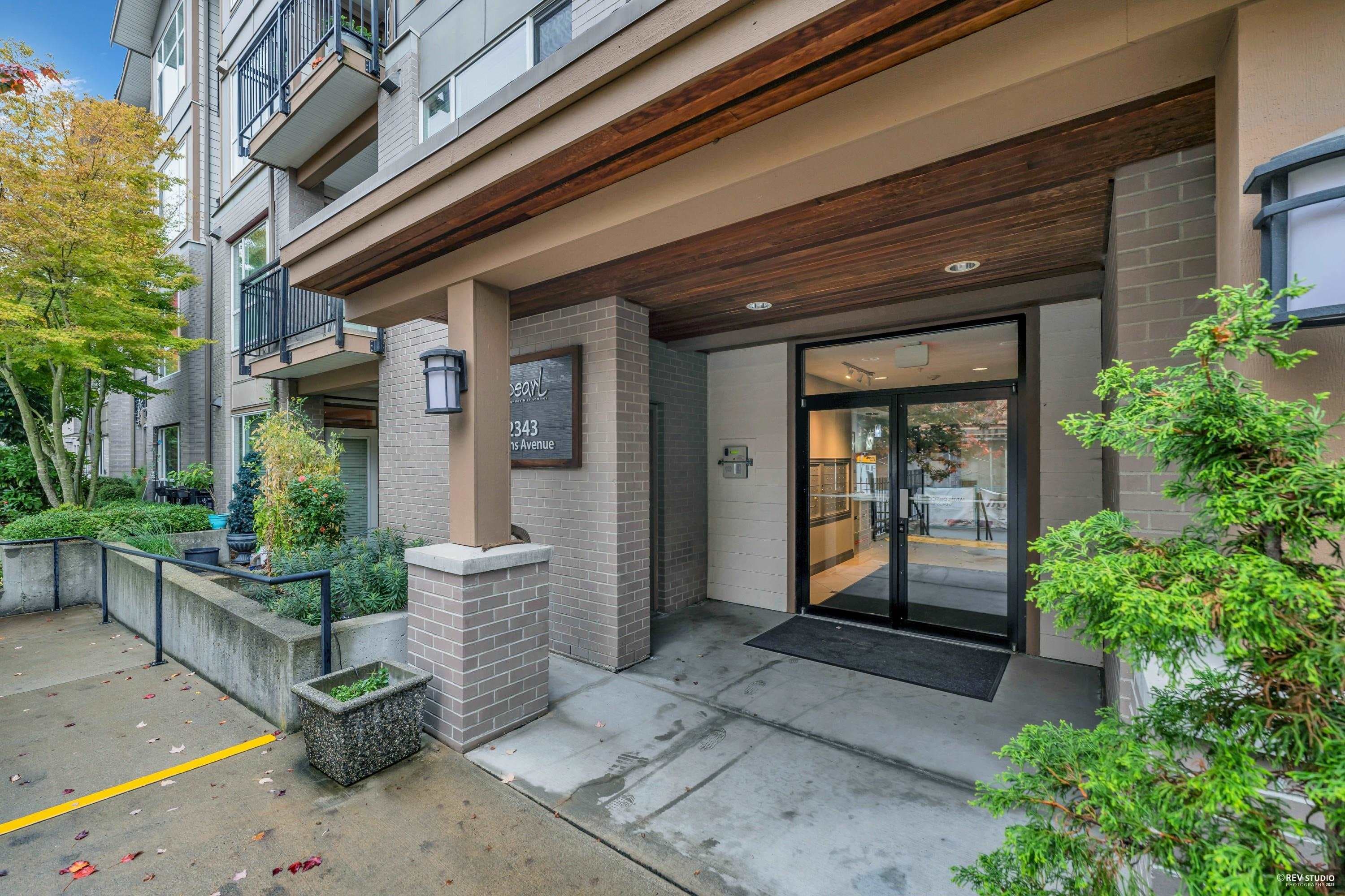 404 - 2343 Atkins Avenue, Port Coquitlam, V3C 1Y7 — photo 2