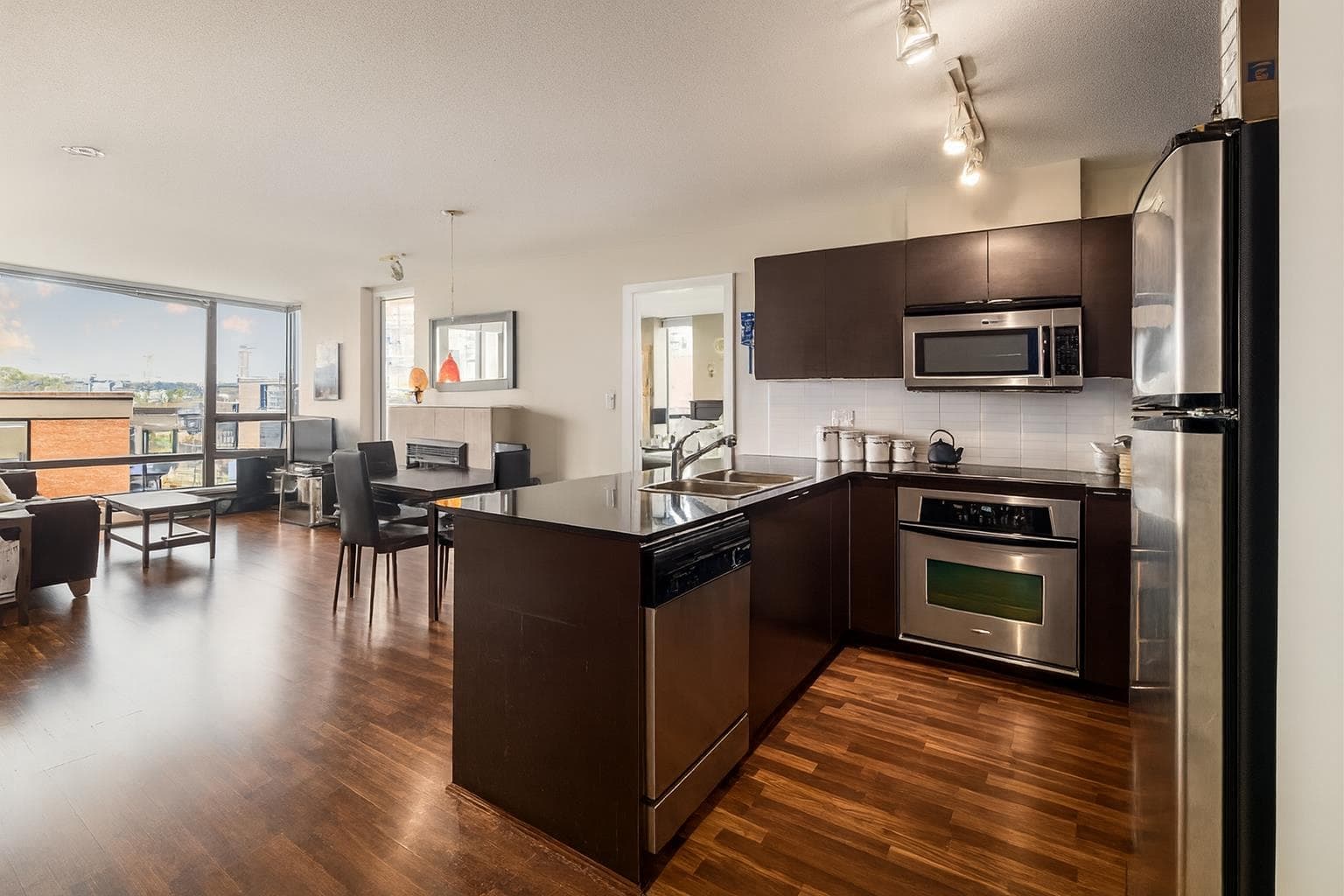 506 - 4182 Dawson Street, Burnaby, V5C 0A2 — photo 3