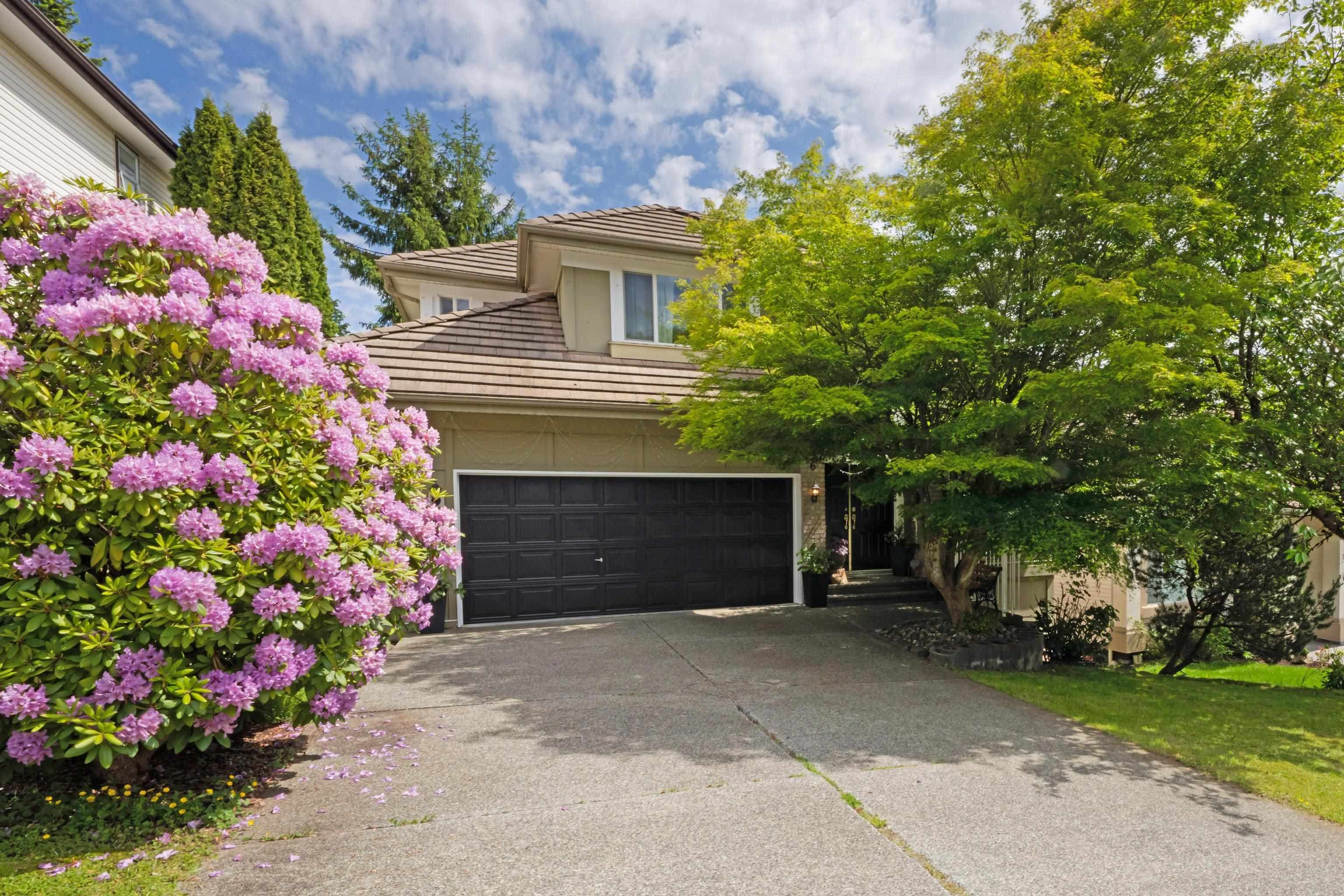 6 Linden Street, Port Moody, V3H 5C1 — photo 1