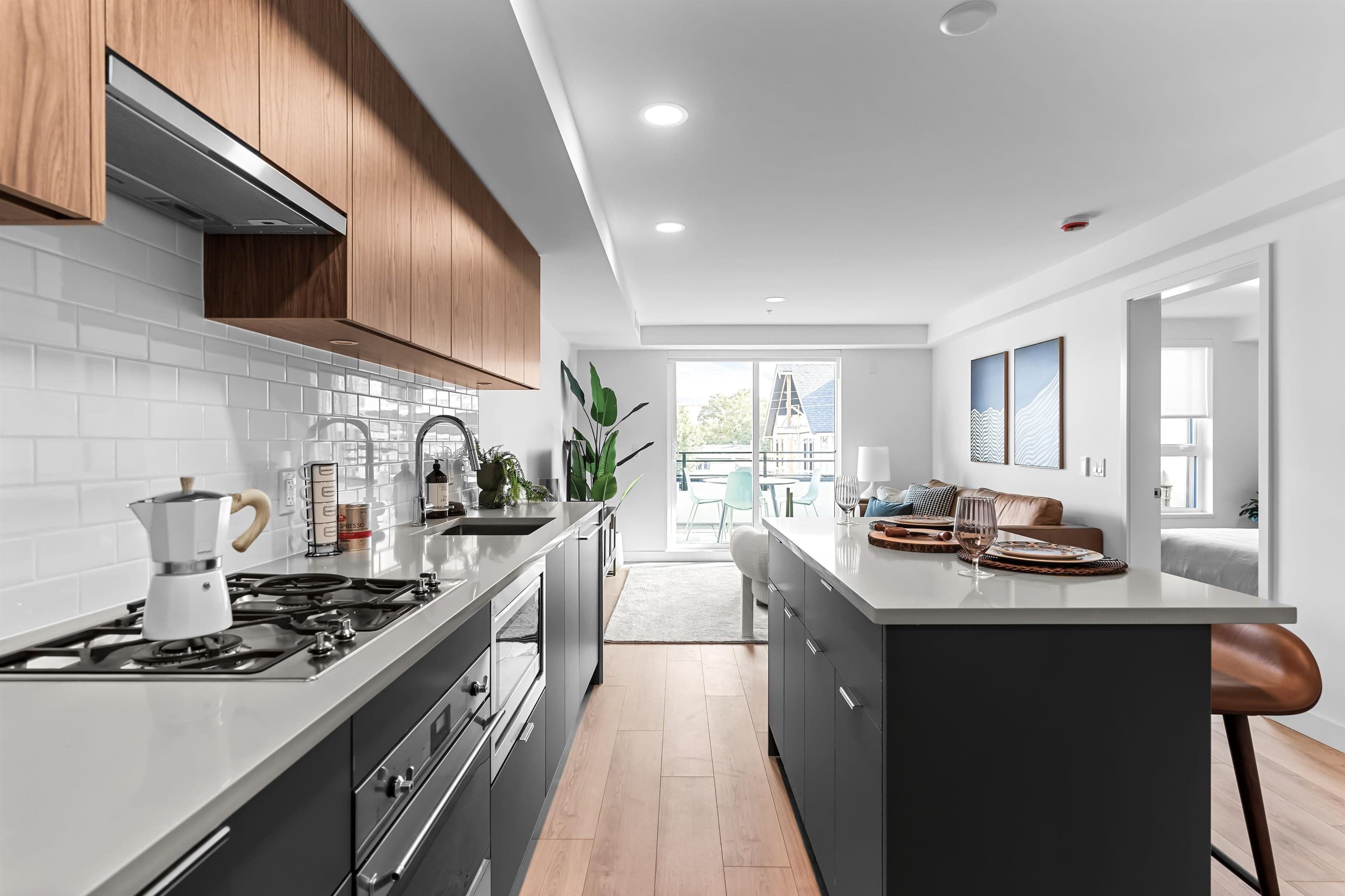 204 - 2419 Grant Street, Vancouver, V5K 3G5 — photo 3