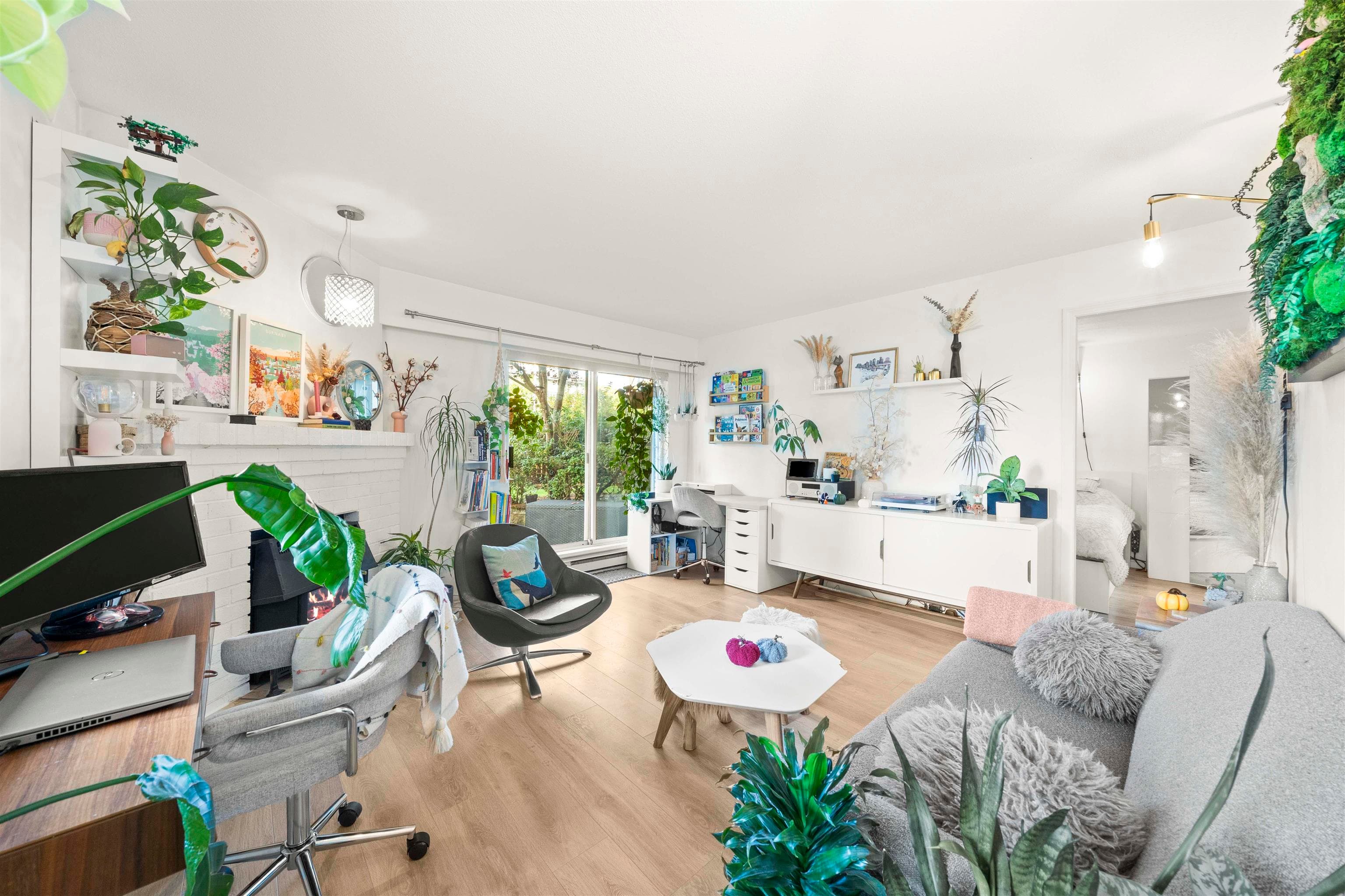 101 - 3861 Albert Street, Burnaby, V5C 2C8 — photo 2
