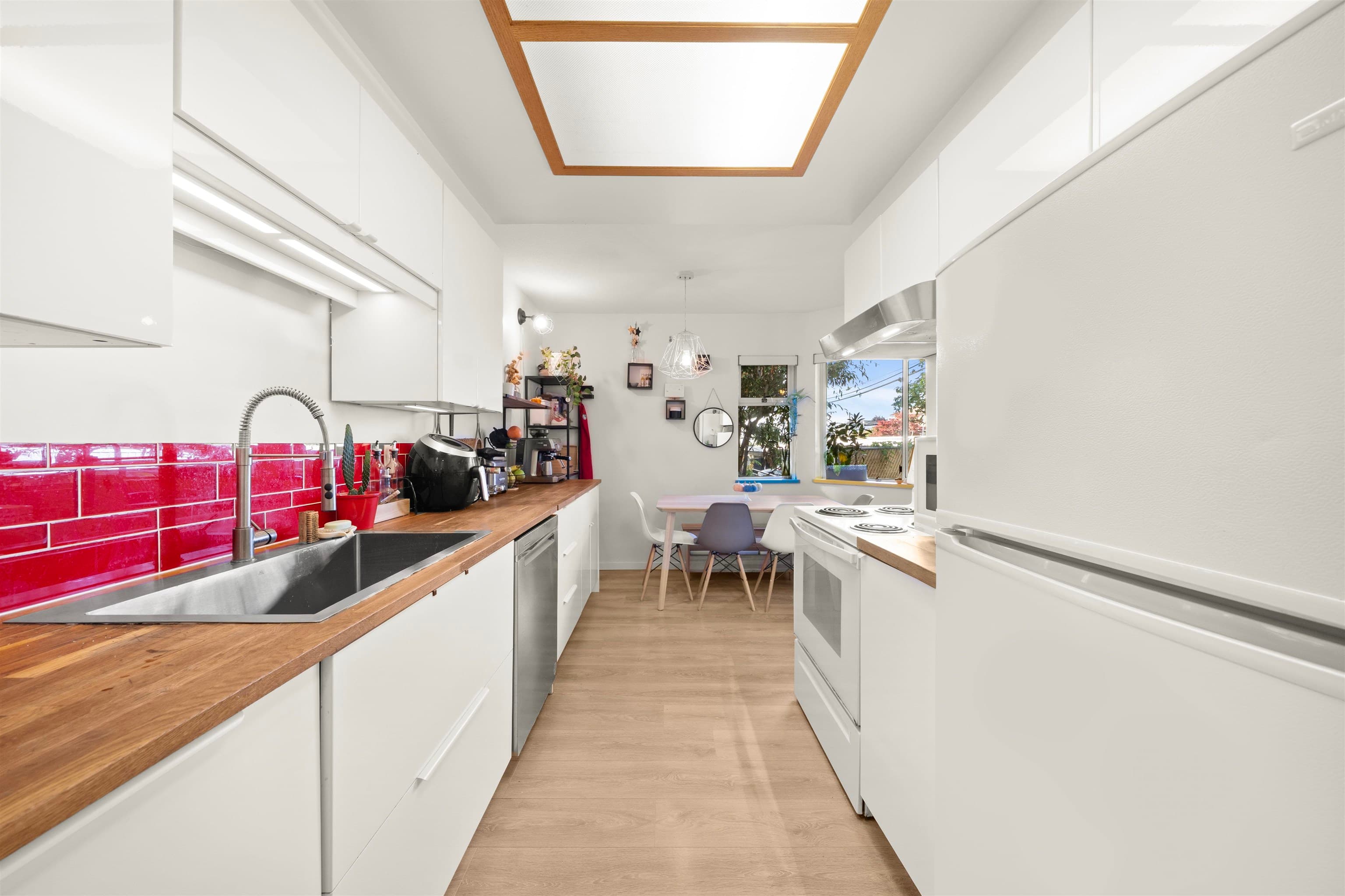 101 - 3861 Albert Street, Burnaby, V5C 2C8 — photo 4