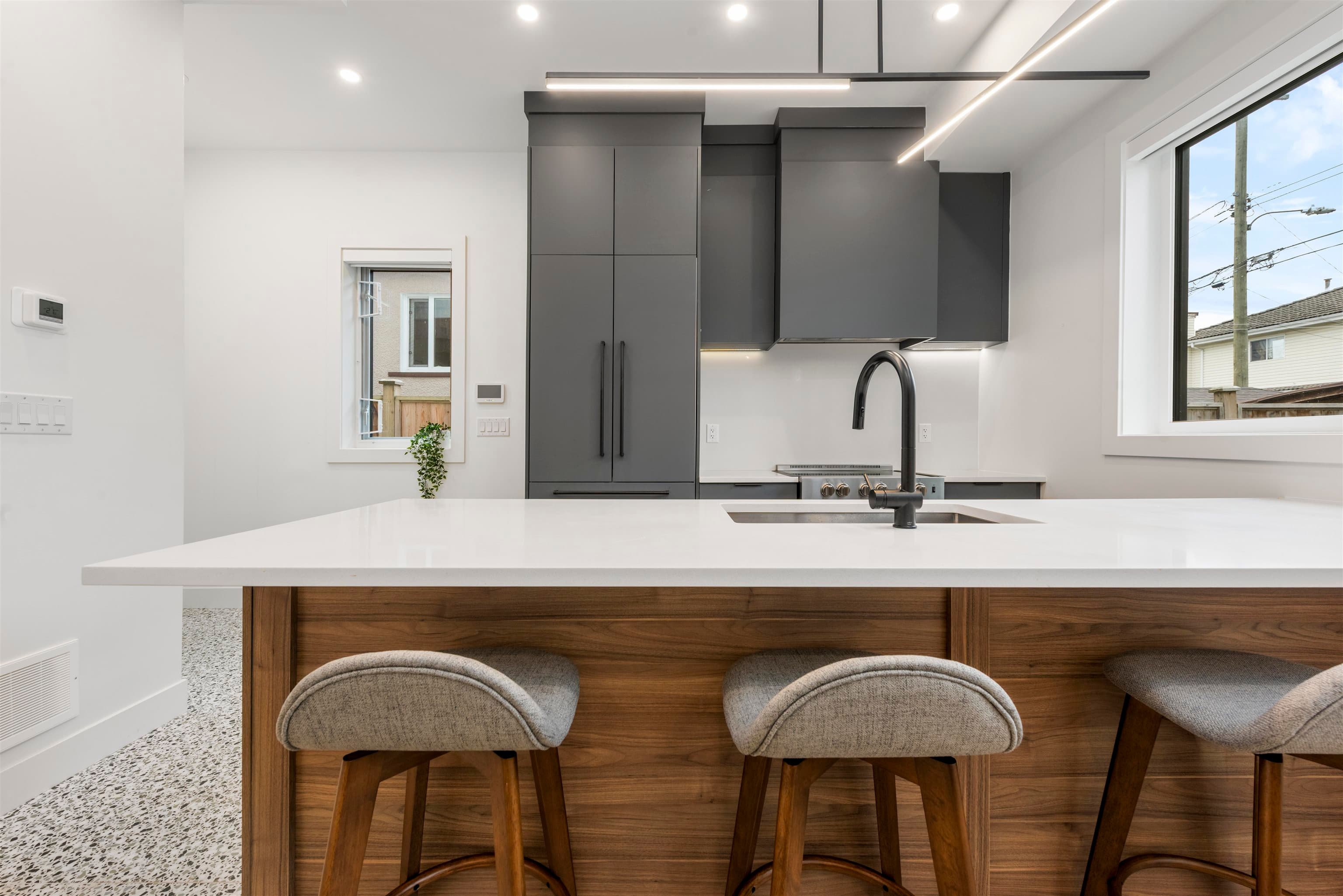 4014 Rupert Street, Vancouver, V5R 2H3 — photo 4