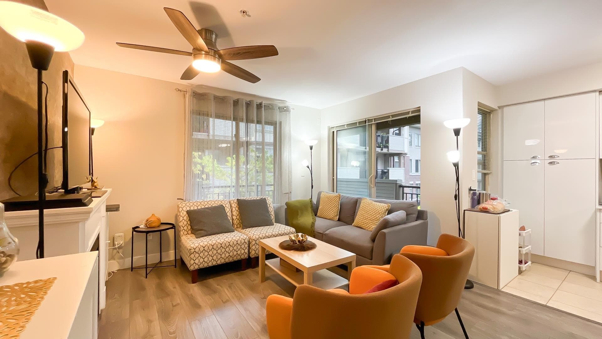 302 - 10092 148 Street, Surrey, V3R 4G7 — photo 4