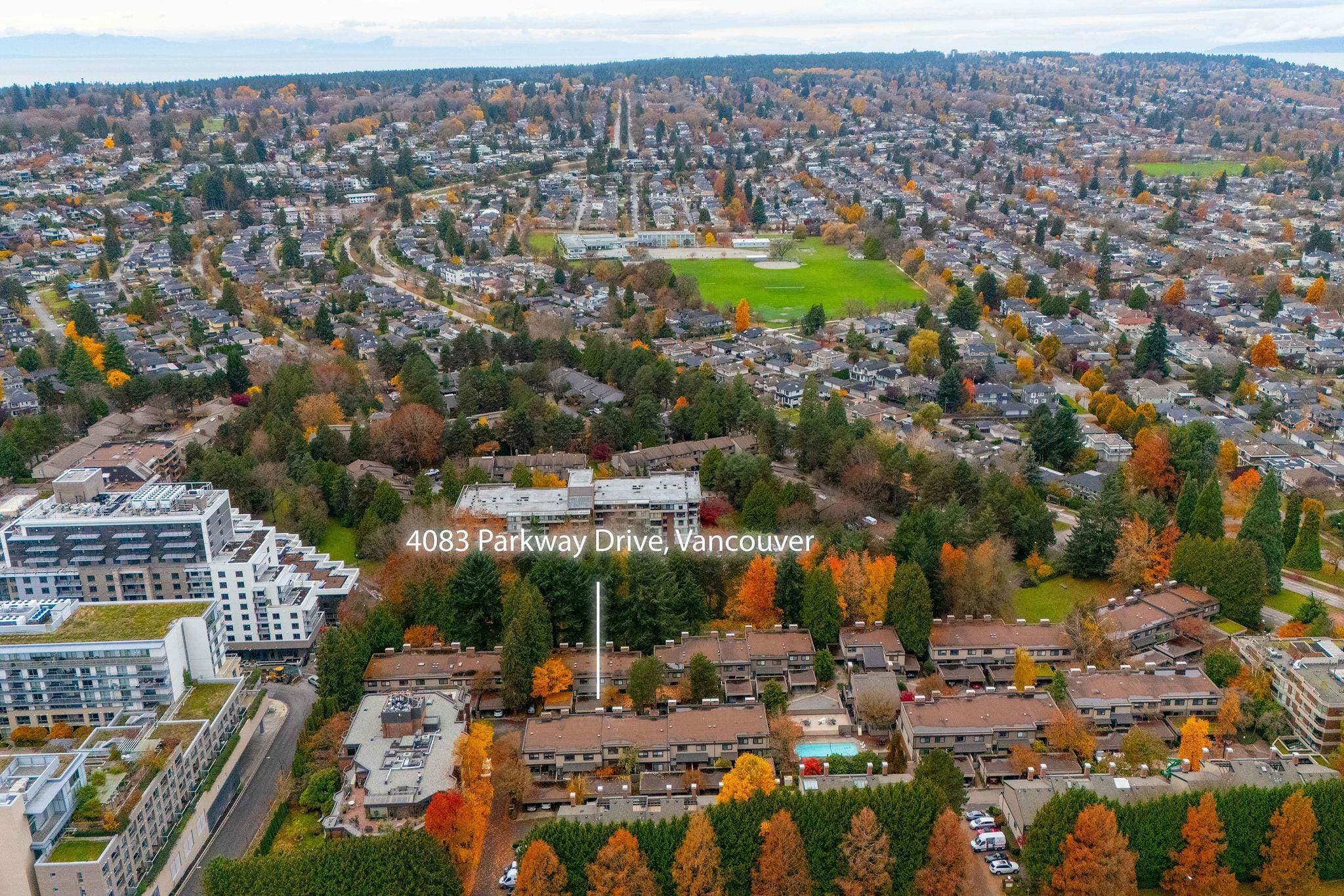 4083 Parkway Drive, Vancouver, V6L 3C9 — photo 3