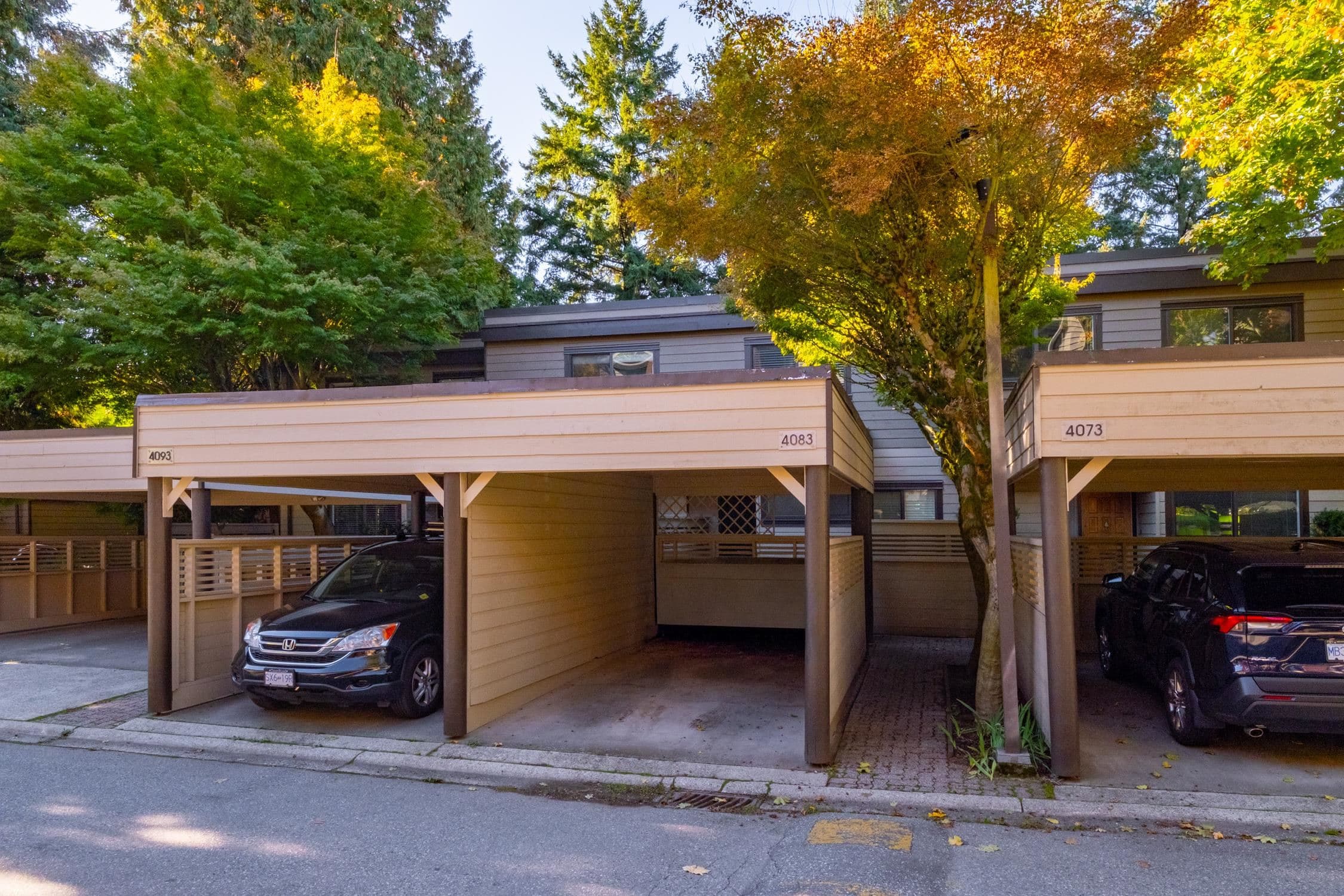 4083 Parkway Drive, Vancouver, V6L 3C9 — photo 4