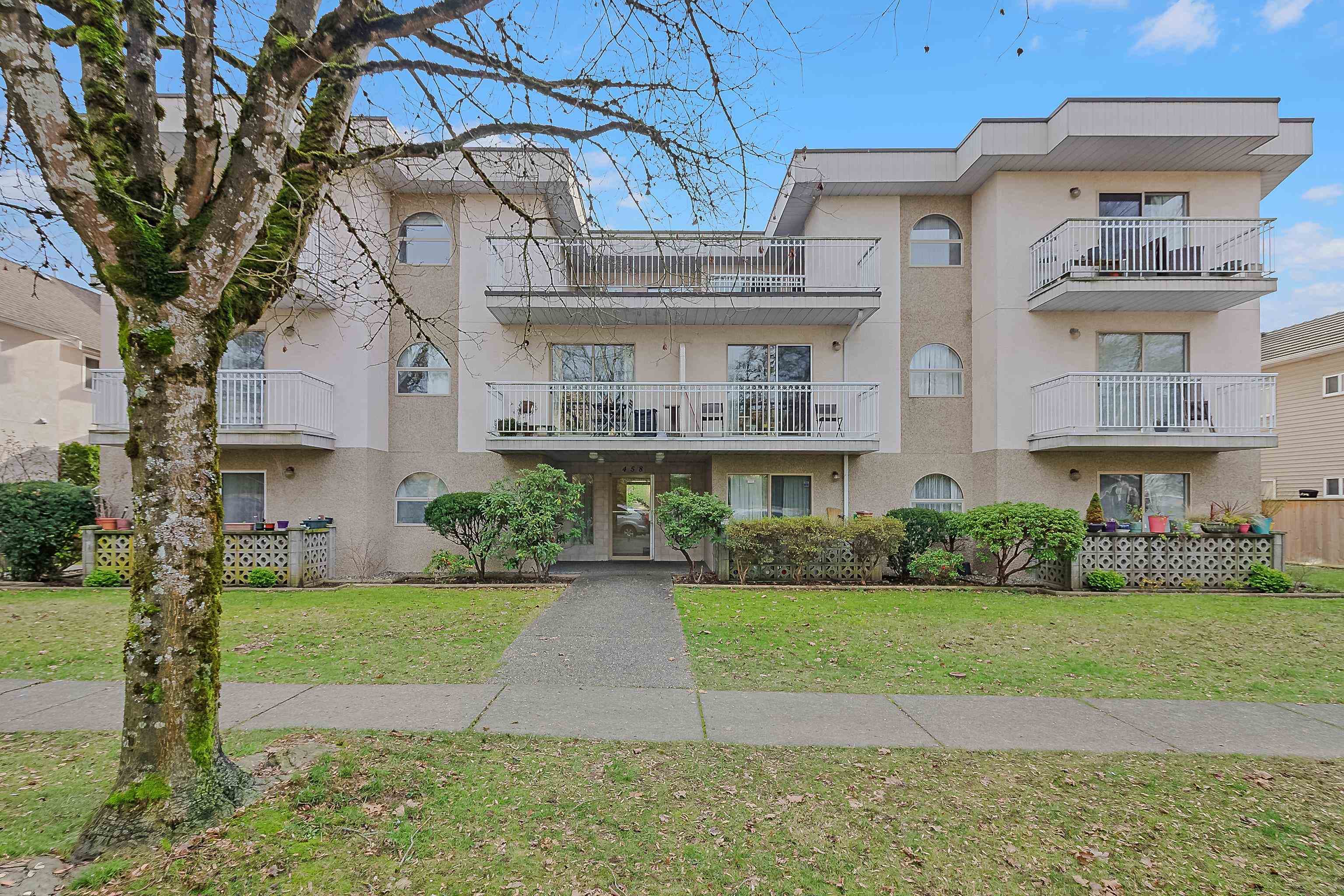 303 - 458 E 44th Avenue, Vancouver
