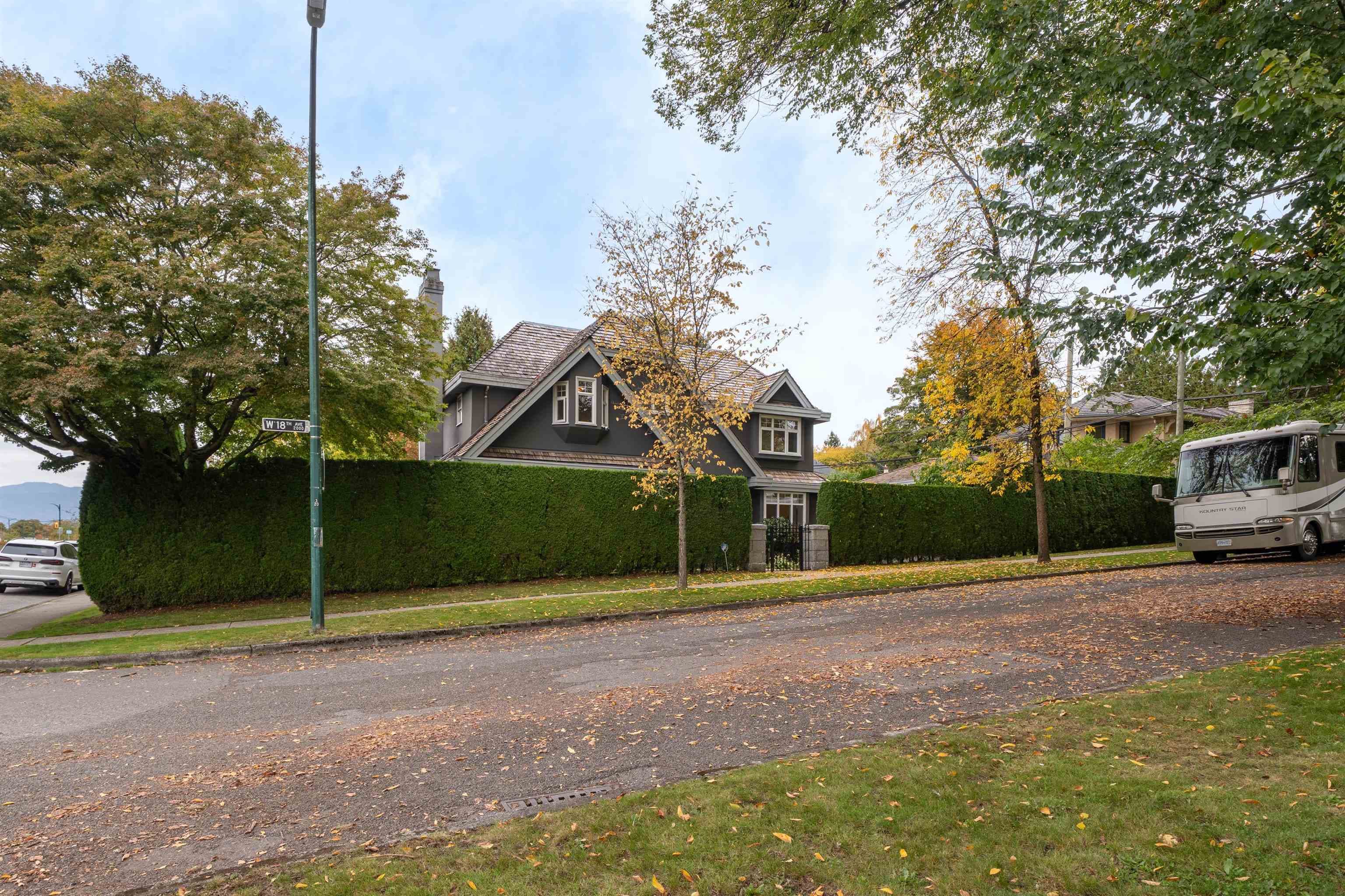 2087 W 18th Avenue, Vancouver, V6J 2N7 — photo 2