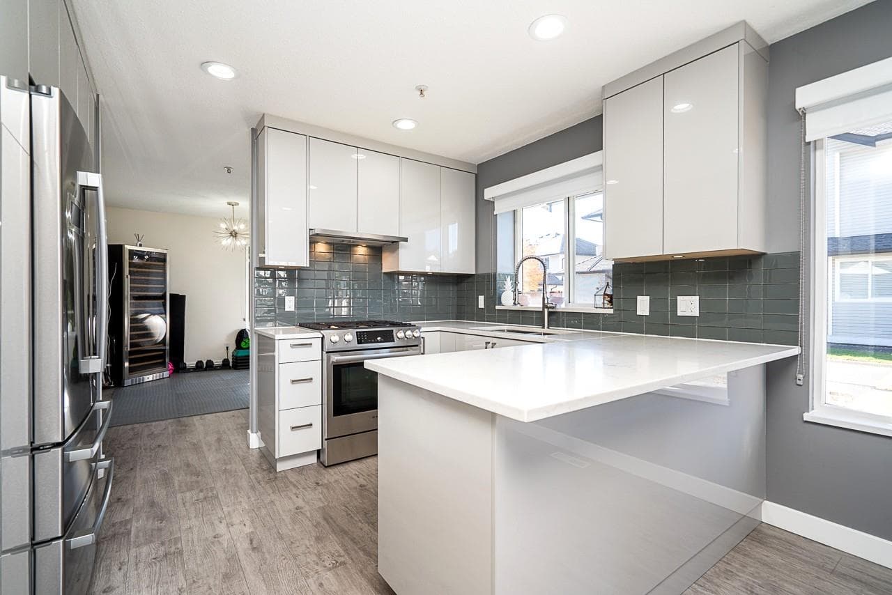 52 - 1370 Riverwood Gate, Port Coquitlam, V3B 7V7 — photo 5