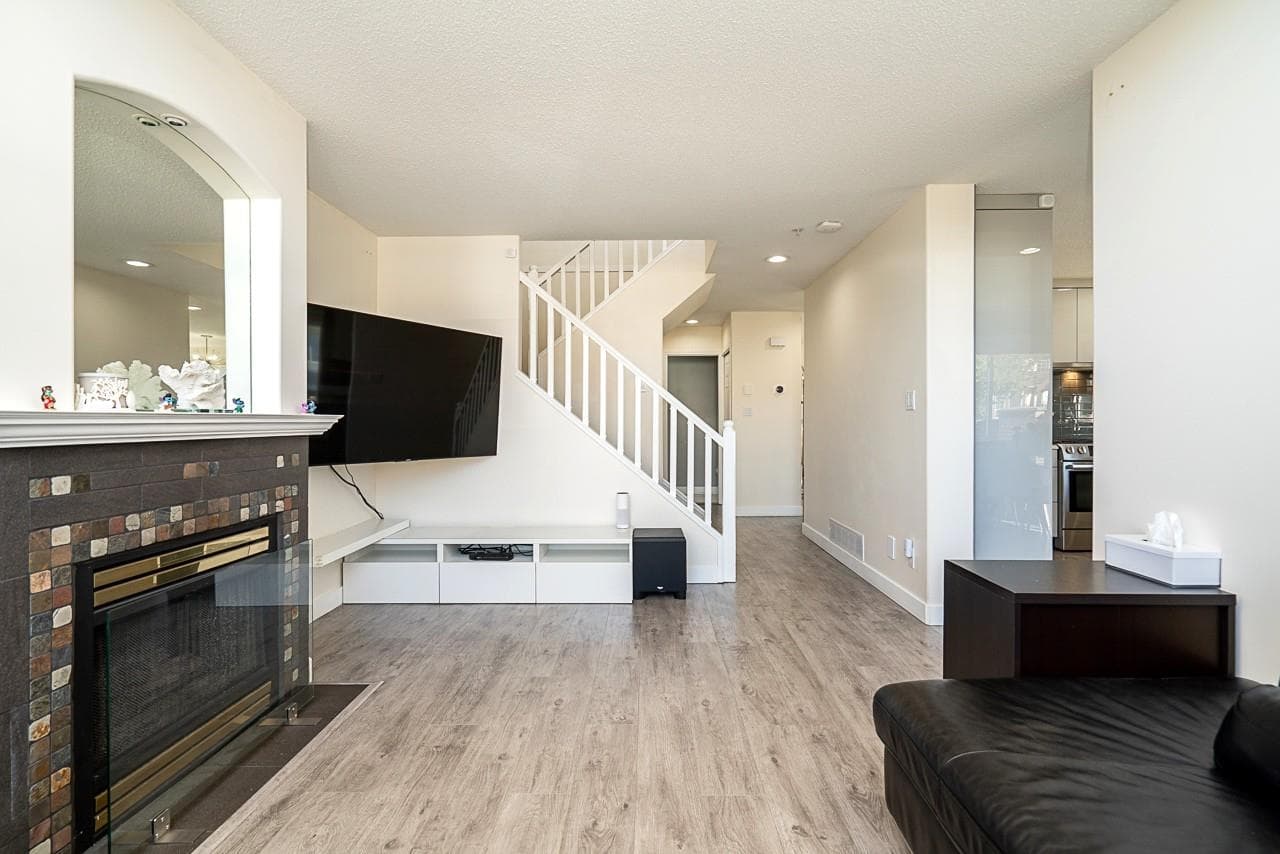 52 - 1370 Riverwood Gate, Port Coquitlam, V3B 7V7 — photo 4
