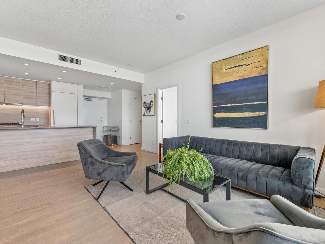 3203 - 908 Quayside Drive, New Westminster, V3M 0L4 — photo 2