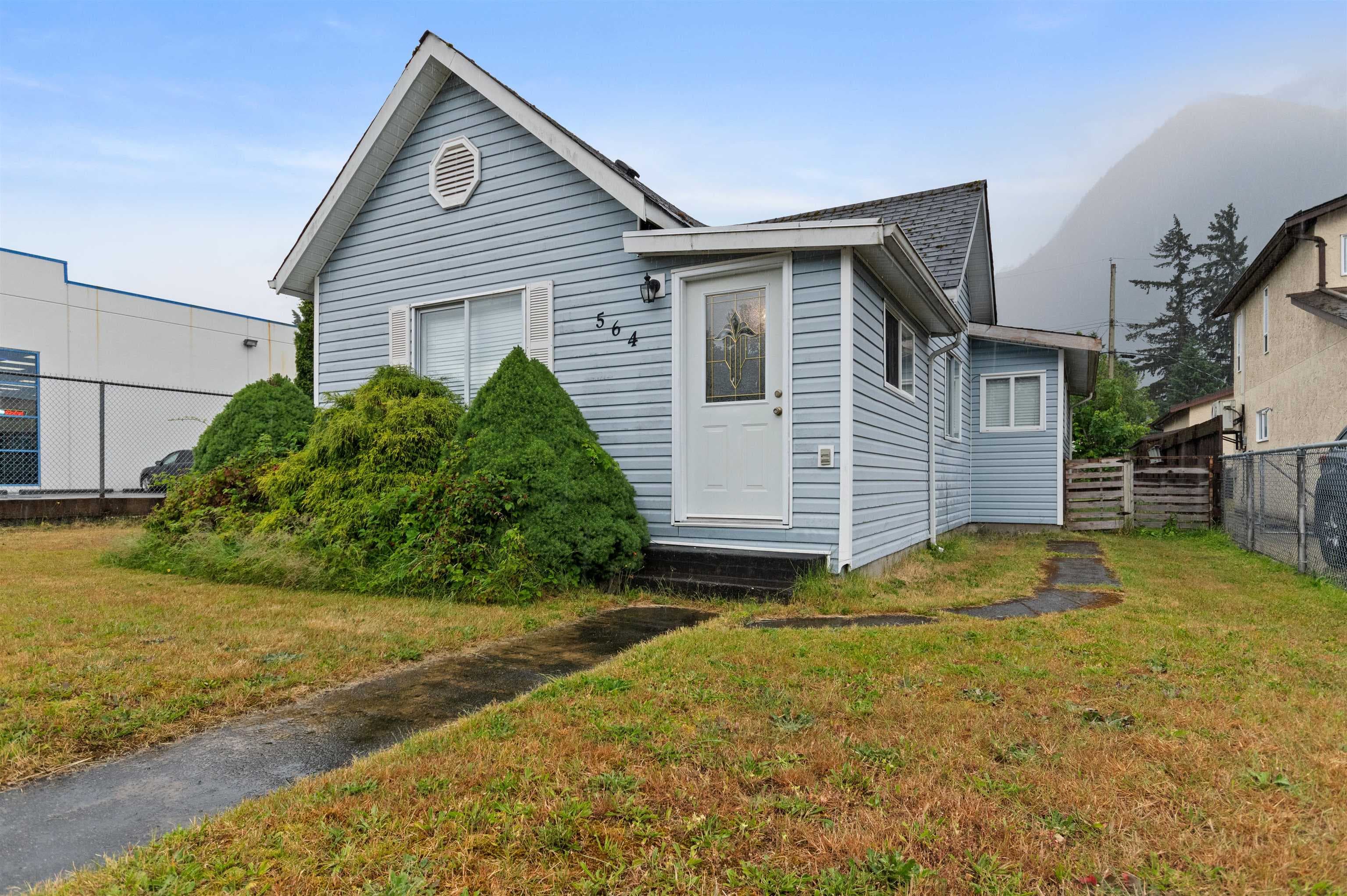 564 Wallace Street, Hope