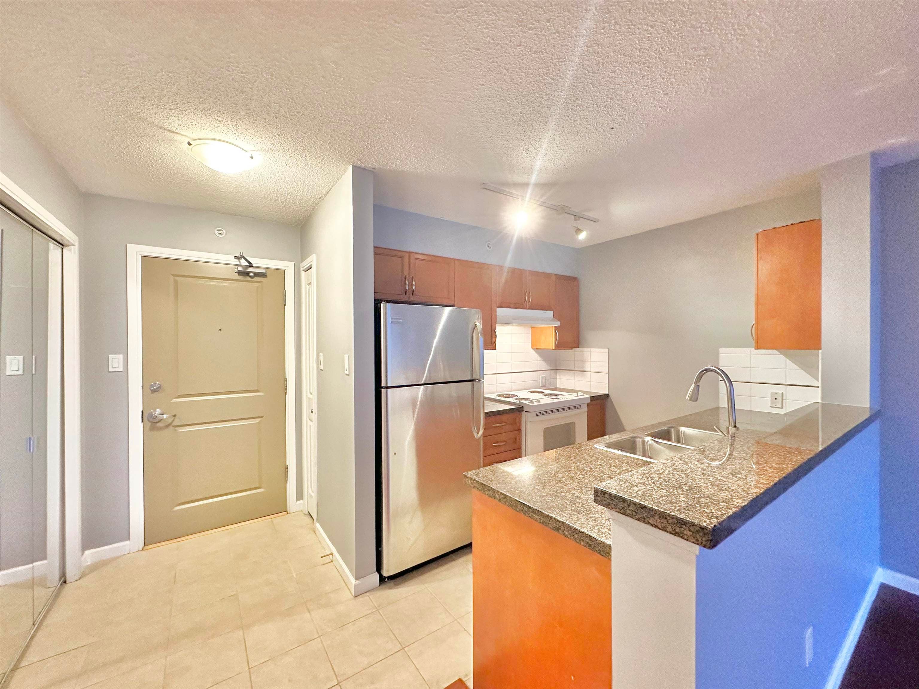 1305 - 4388 Buchanan Street, Burnaby, V5C 6R8 — photo 5