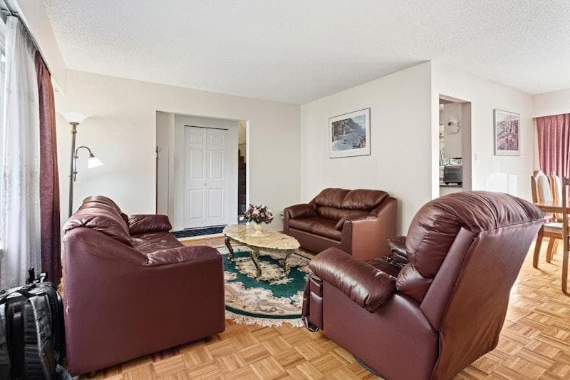 13318 Sutton Place, Surrey, V3V 6P8 — photo 4