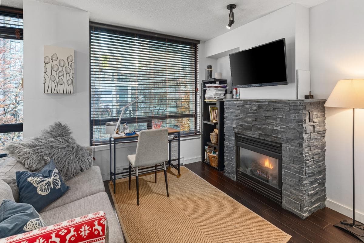 403 - 1003 Burnaby Street, Vancouver, V6E 4R7 — photo 2