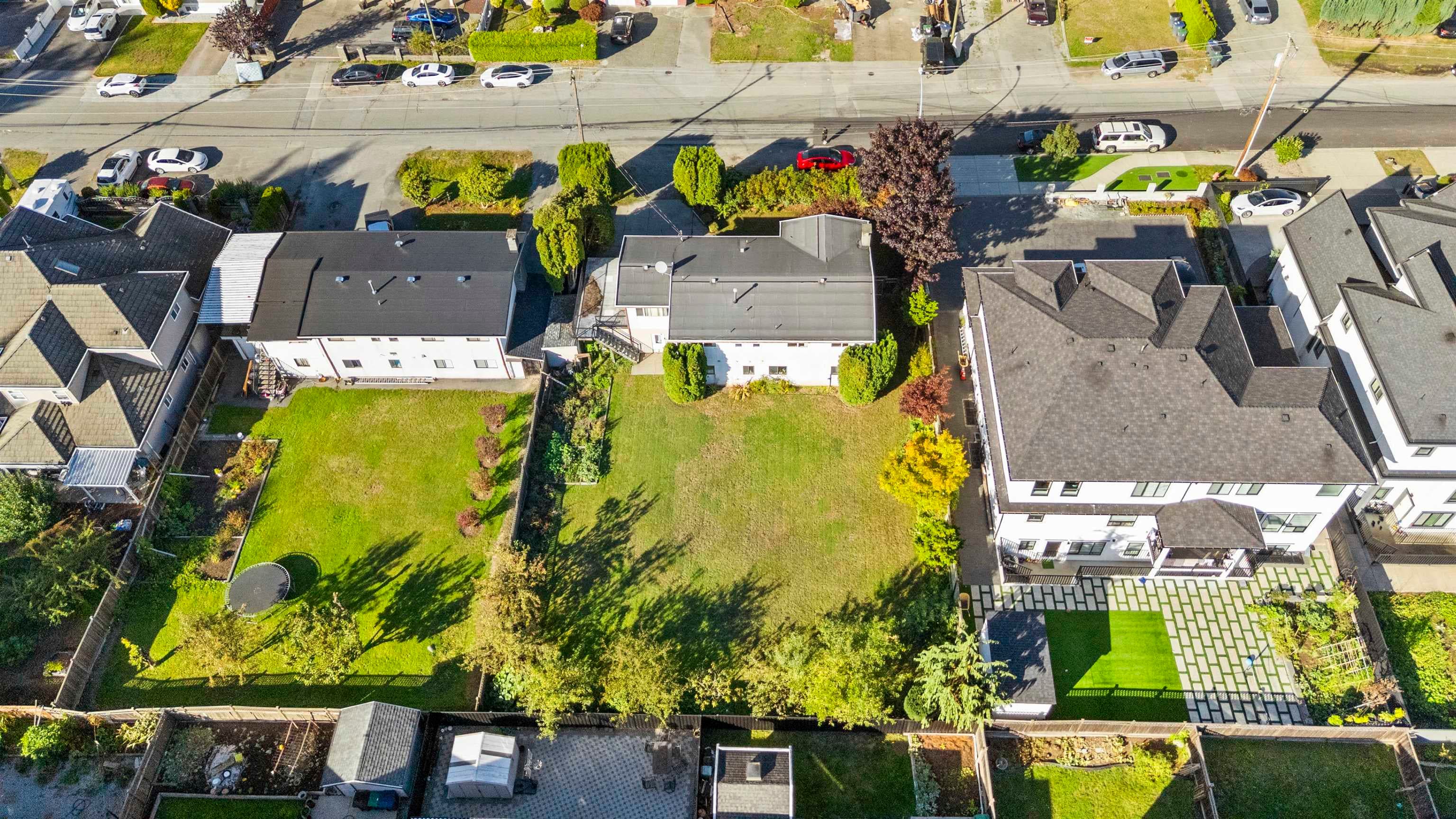 12178 97 Avenue, Surrey, V3V 2C9 — photo 3