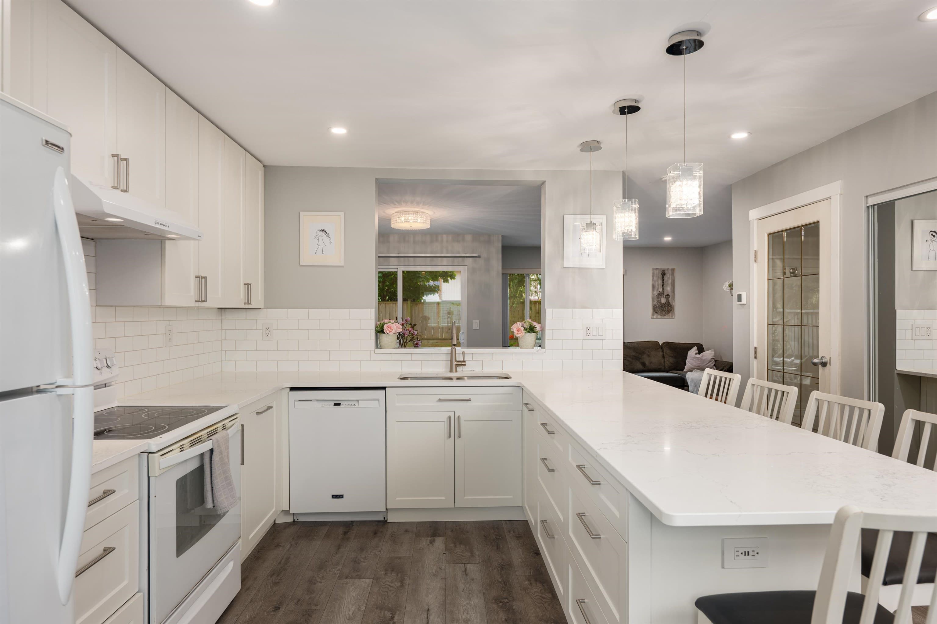 505 Carlsen Place, Port Moody, V3H 4A1 — photo 5