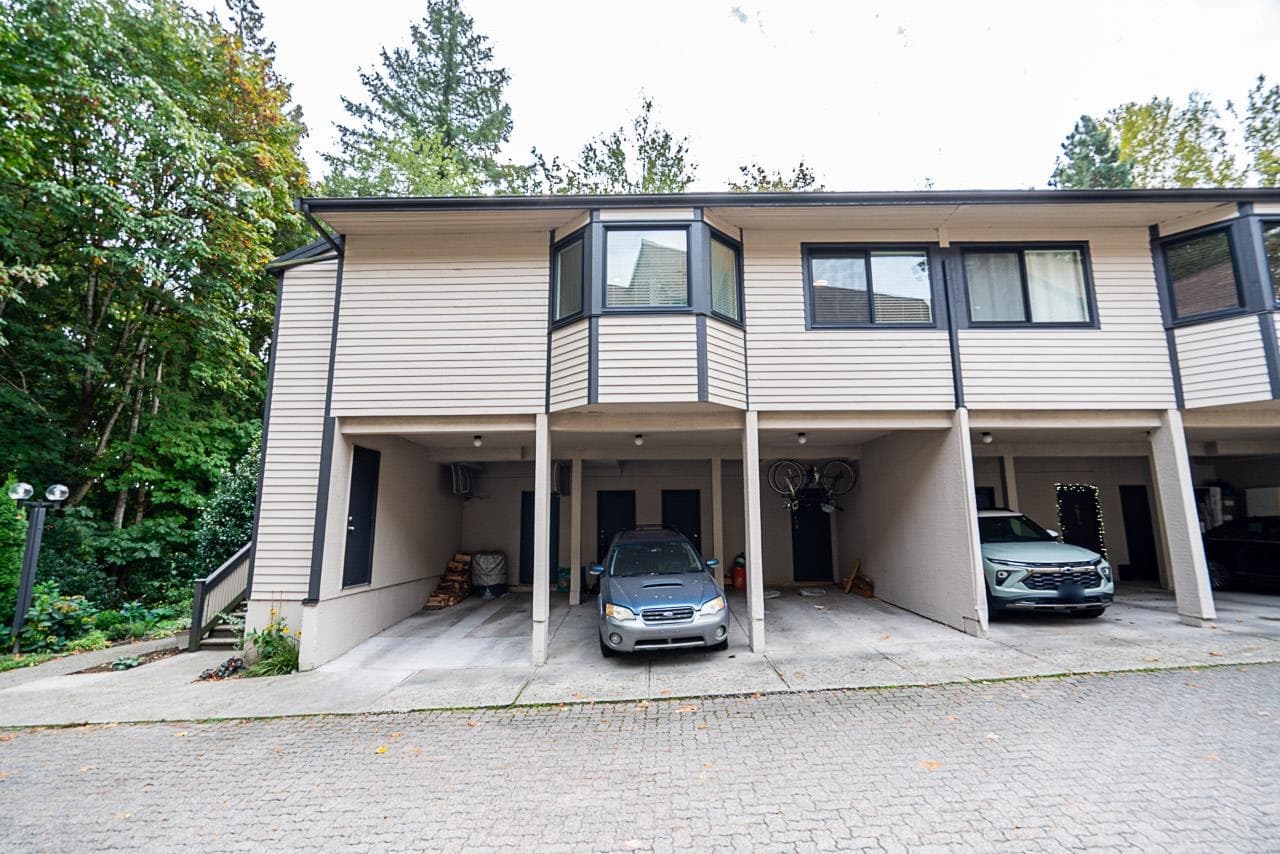 8588 Wilderness Court, Burnaby, V5A 4B2 — photo 3