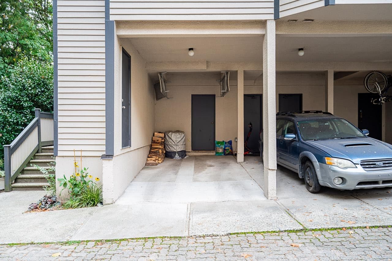 8588 Wilderness Court, Burnaby, V5A 4B2 — photo 4