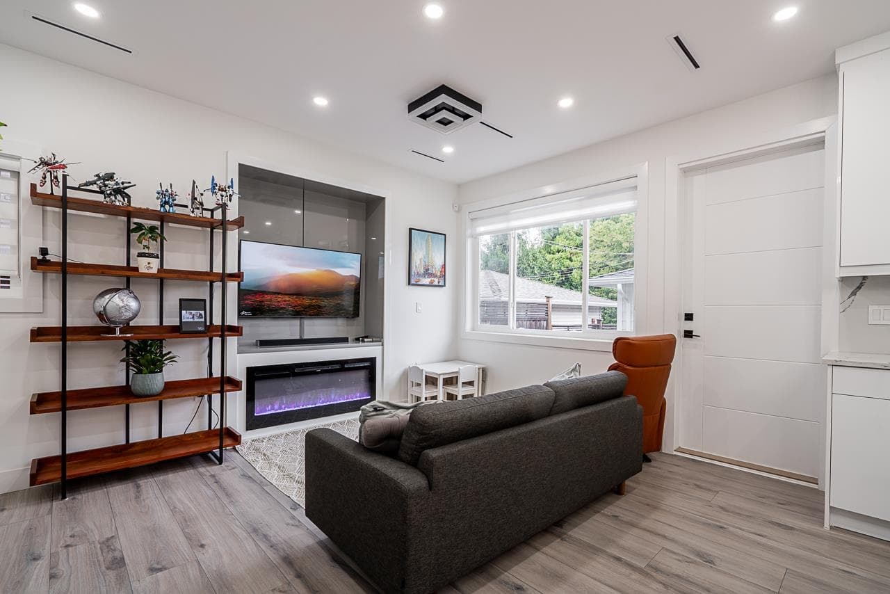 #2 - 4675 Canada Way, Burnaby