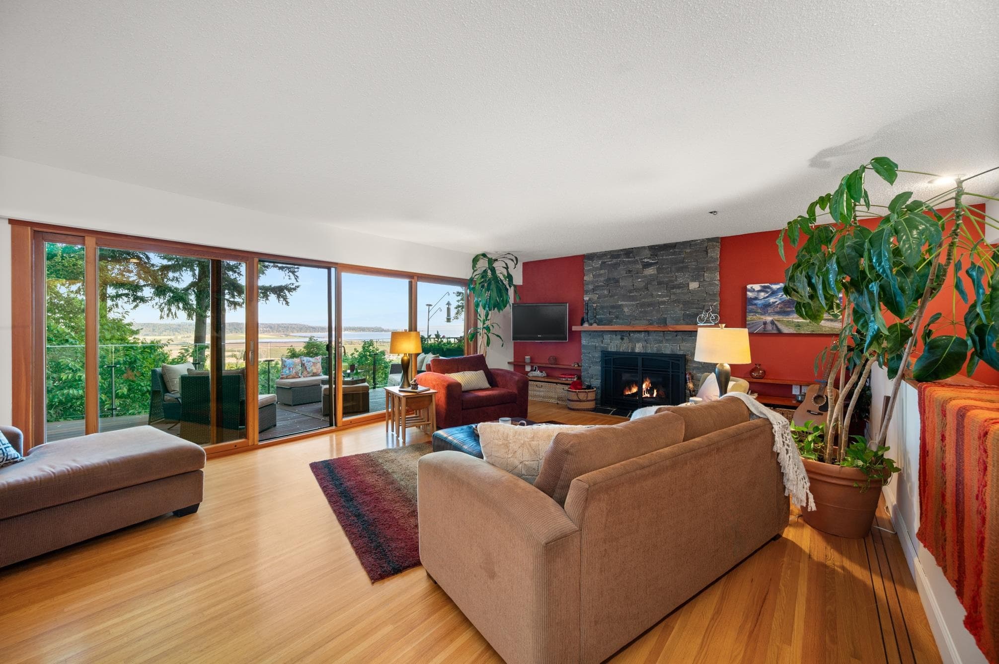 13464 56 Avenue, Surrey, V3X 2Z6 — photo 3