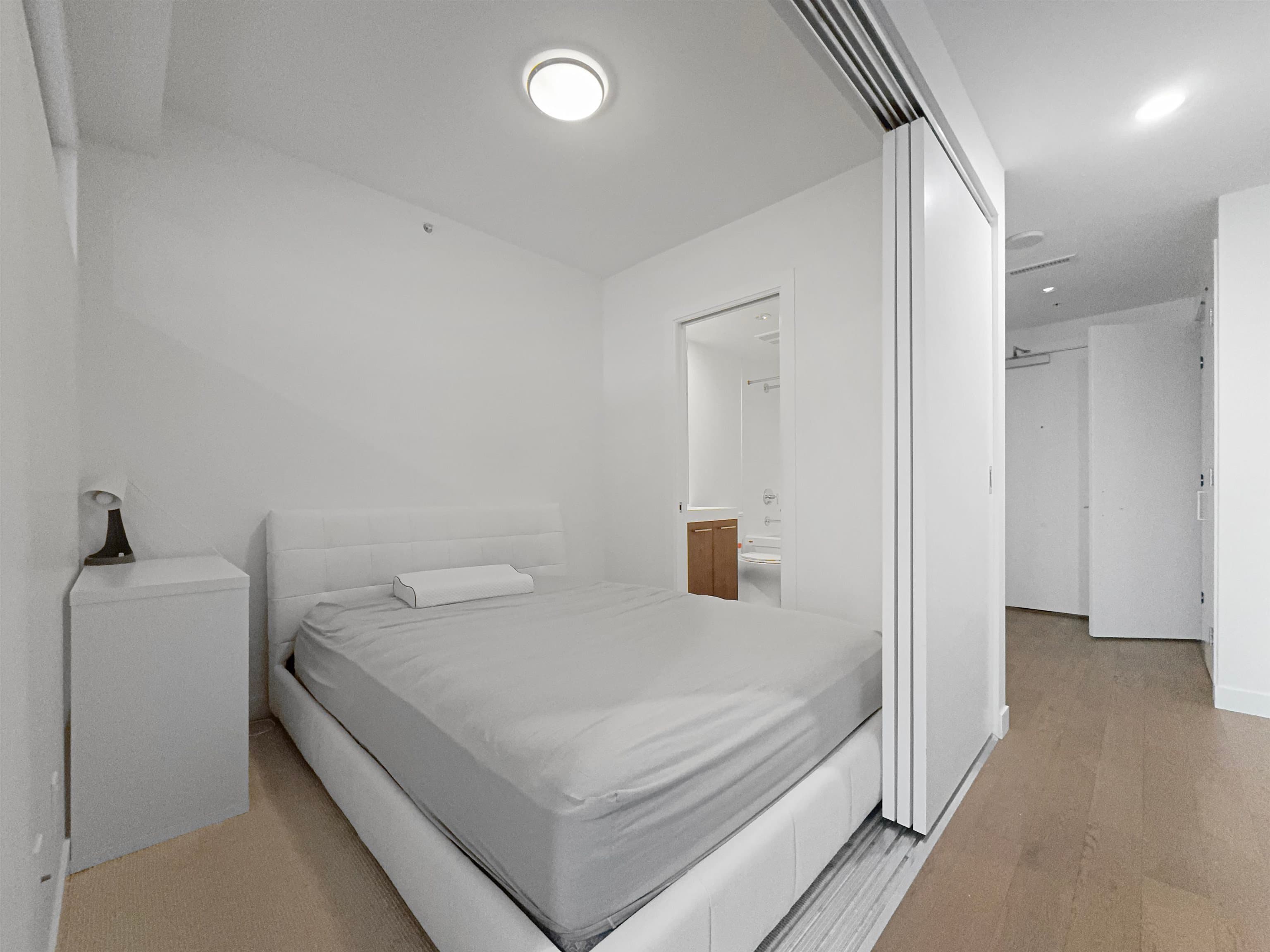 2XX - 9080 University Crescent, Burnaby, V5A 0B7 — photo 5