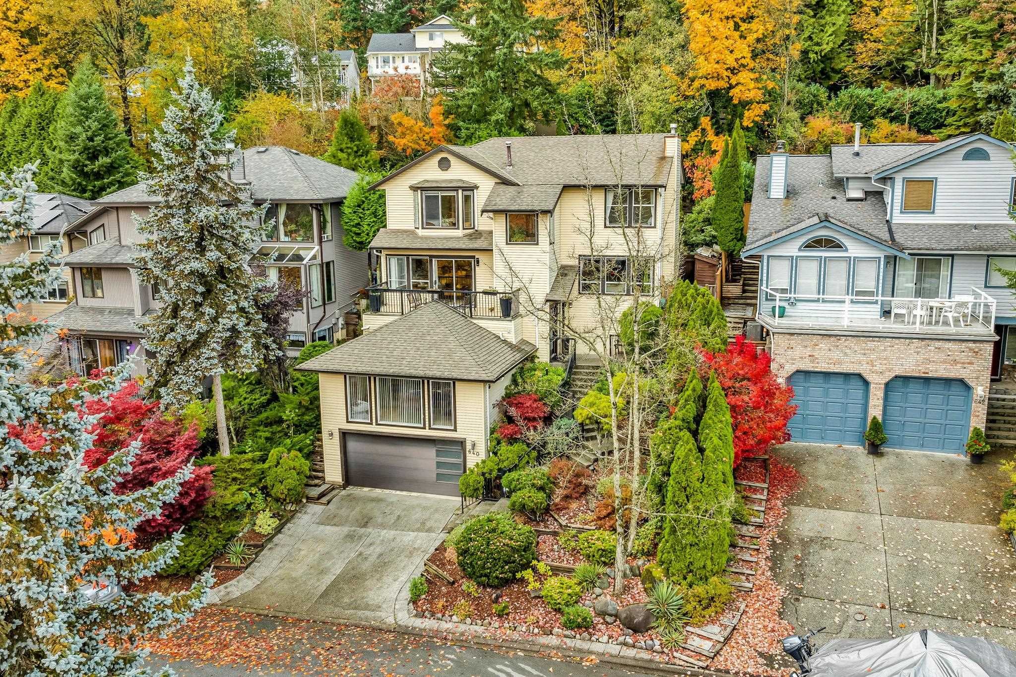 640 Thurston Close, Port Moody, V3H 4J3 — photo 2