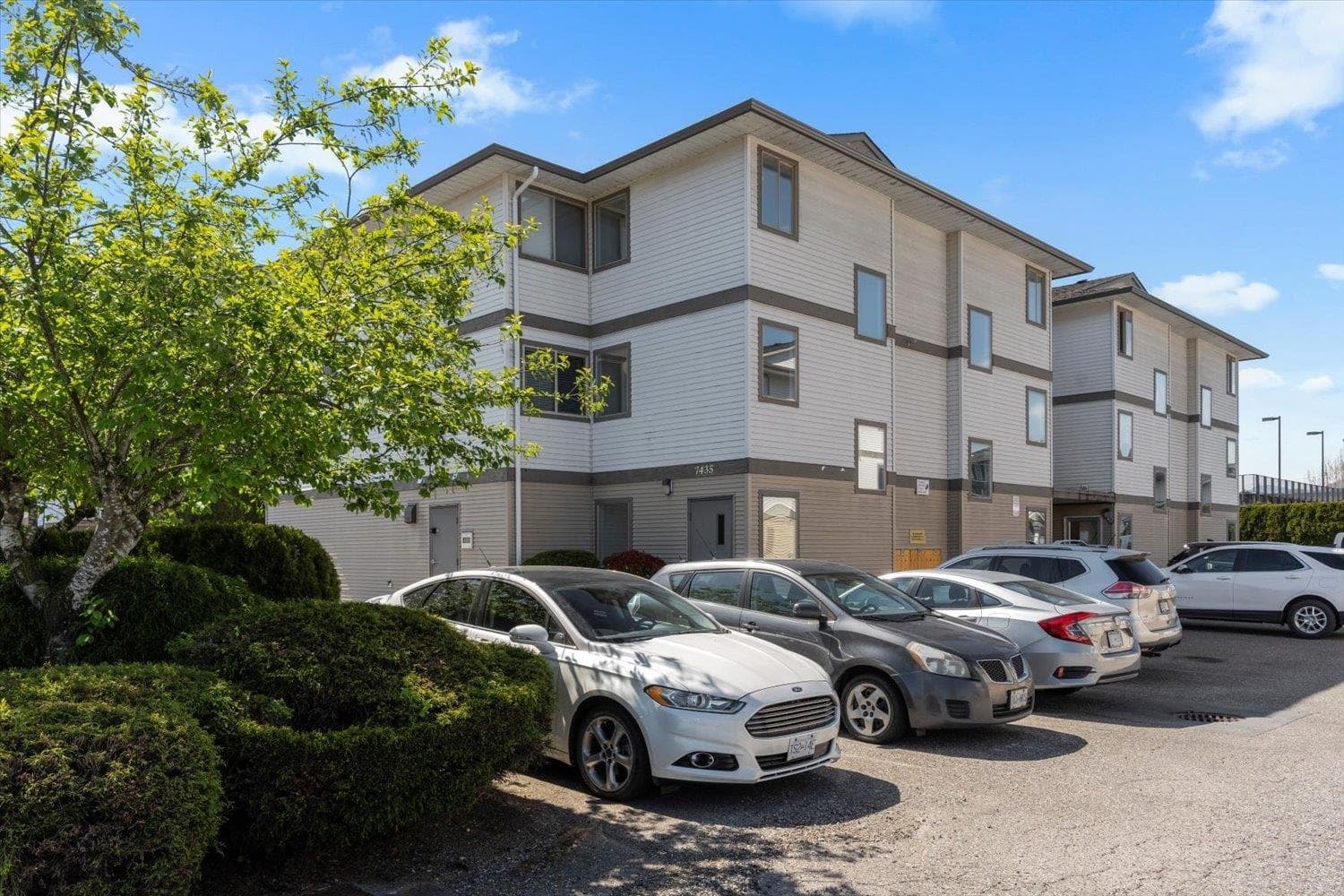 205 - 7435 Shaw Avenue, Chilliwack