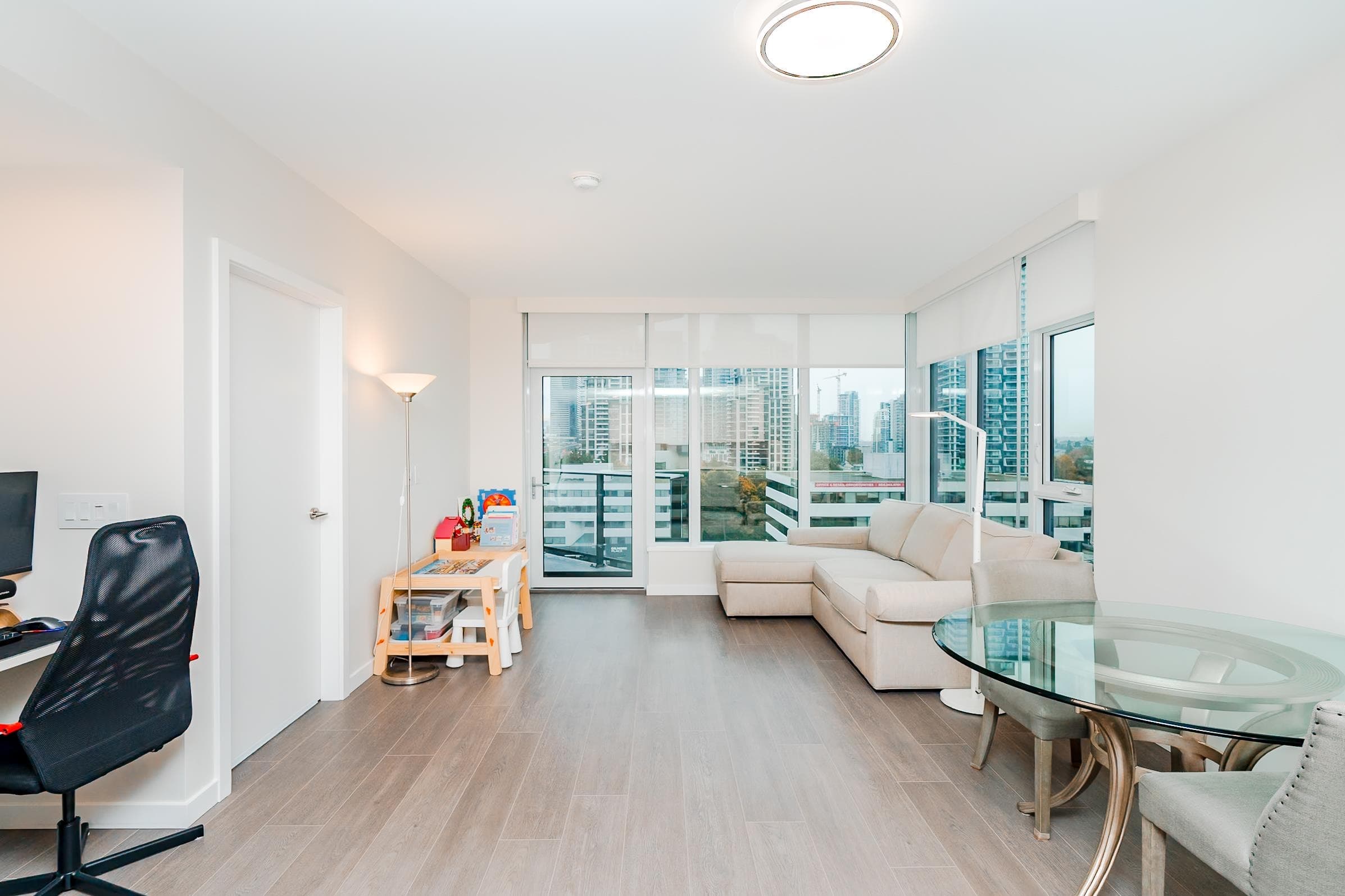 1010 - 4168 Lougheed Highway, Burnaby, V5C 0N9 — photo 4