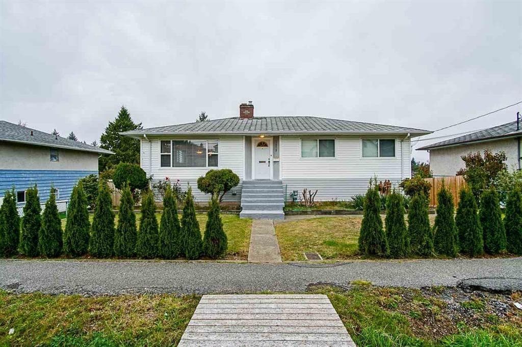 12219 99 Avenue, Surrey