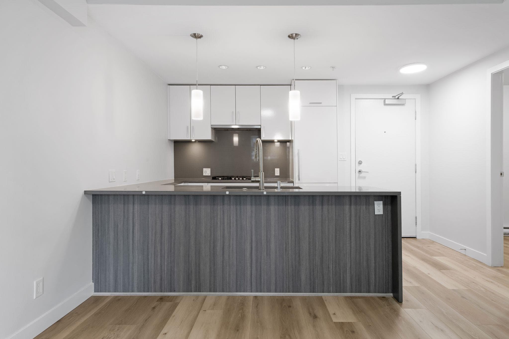 506 - 5599 Cooney Road, Richmond, V6X 0N8 — photo 5