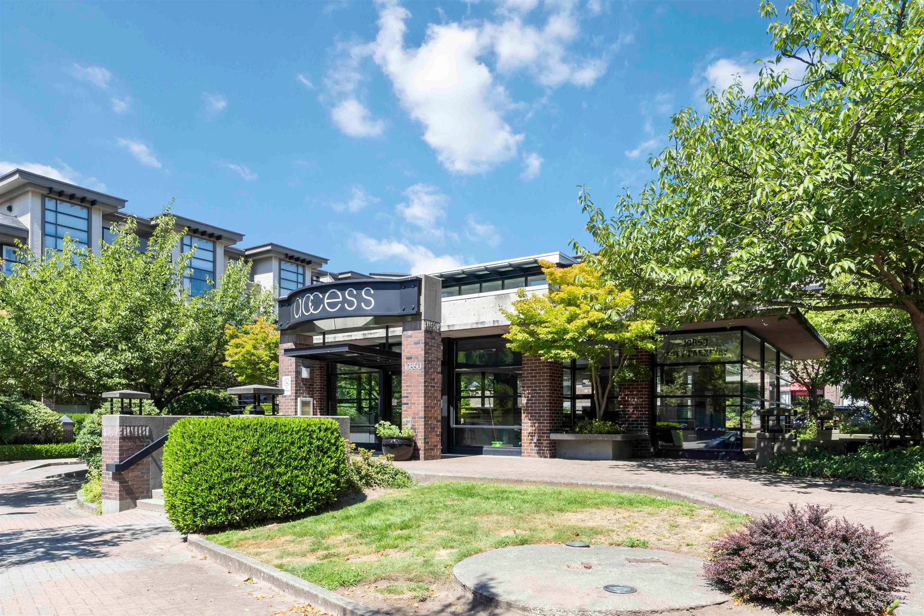 338 - 10838 City Parkway, Surrey, V3T 5X9 — photo 2