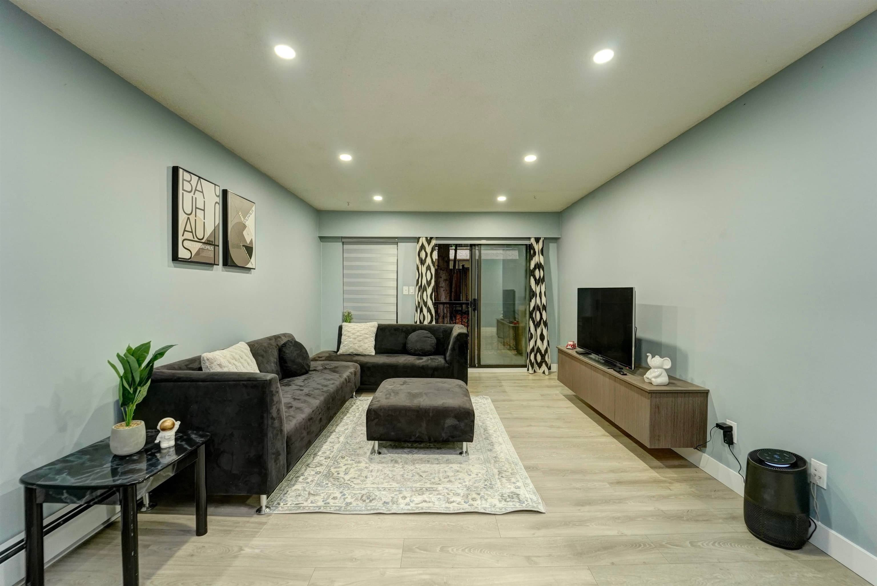 202 - 33450 George Ferguson Way, Abbotsford, V2S 2L8 — photo 1