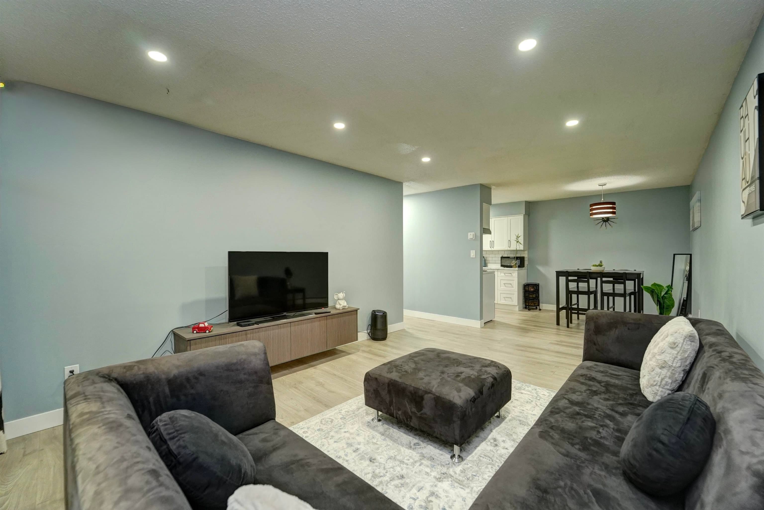 202 - 33450 George Ferguson Way, Abbotsford, V2S 2L8 — photo 4