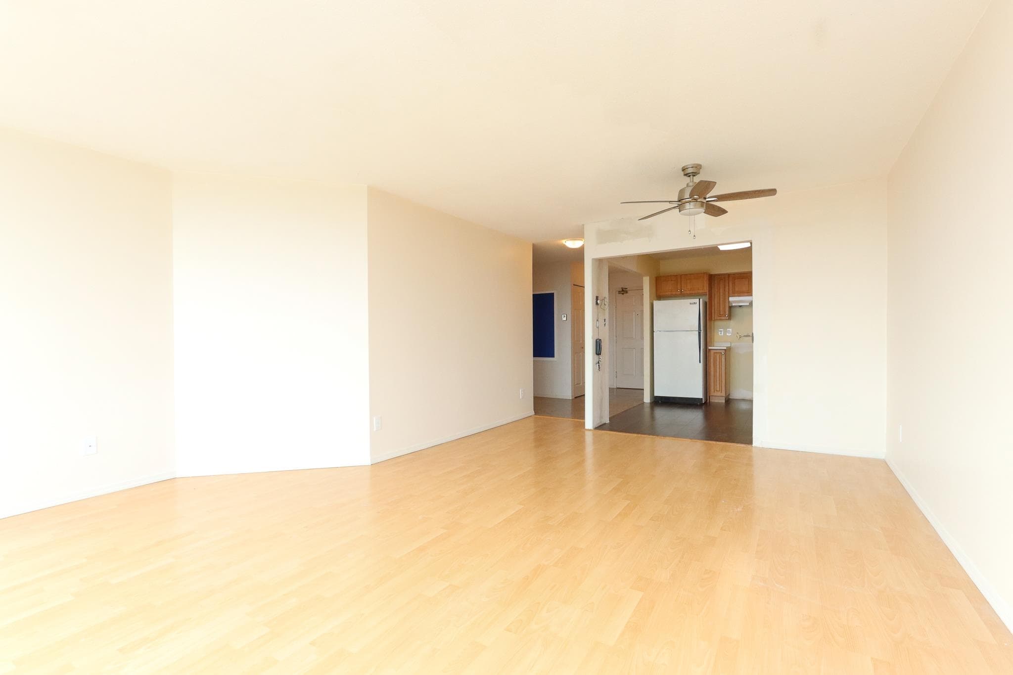 1503 - 15038 101 Avenue, Surrey, V3R 0N2 — photo 4