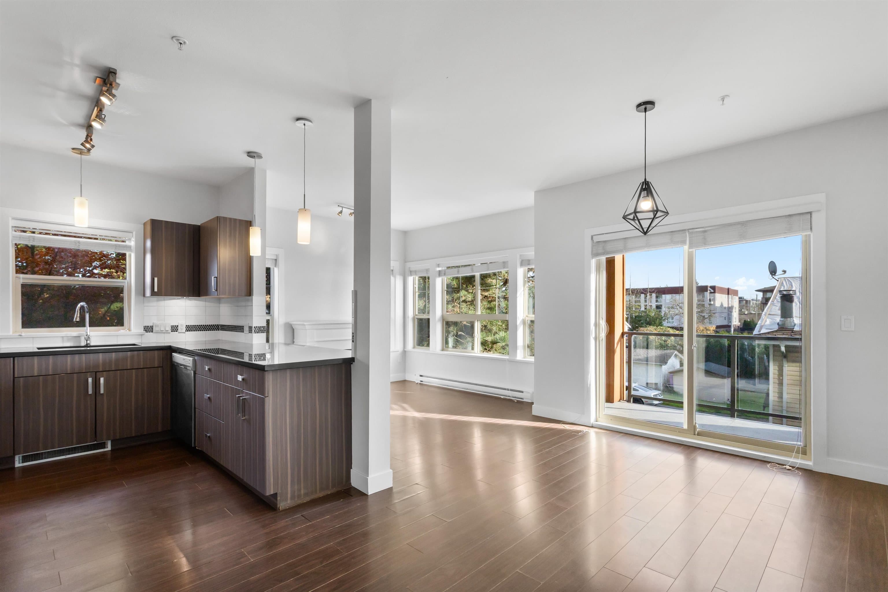 214 - 20219 54a Avenue, Langley, V3A 0C7 — photo 5