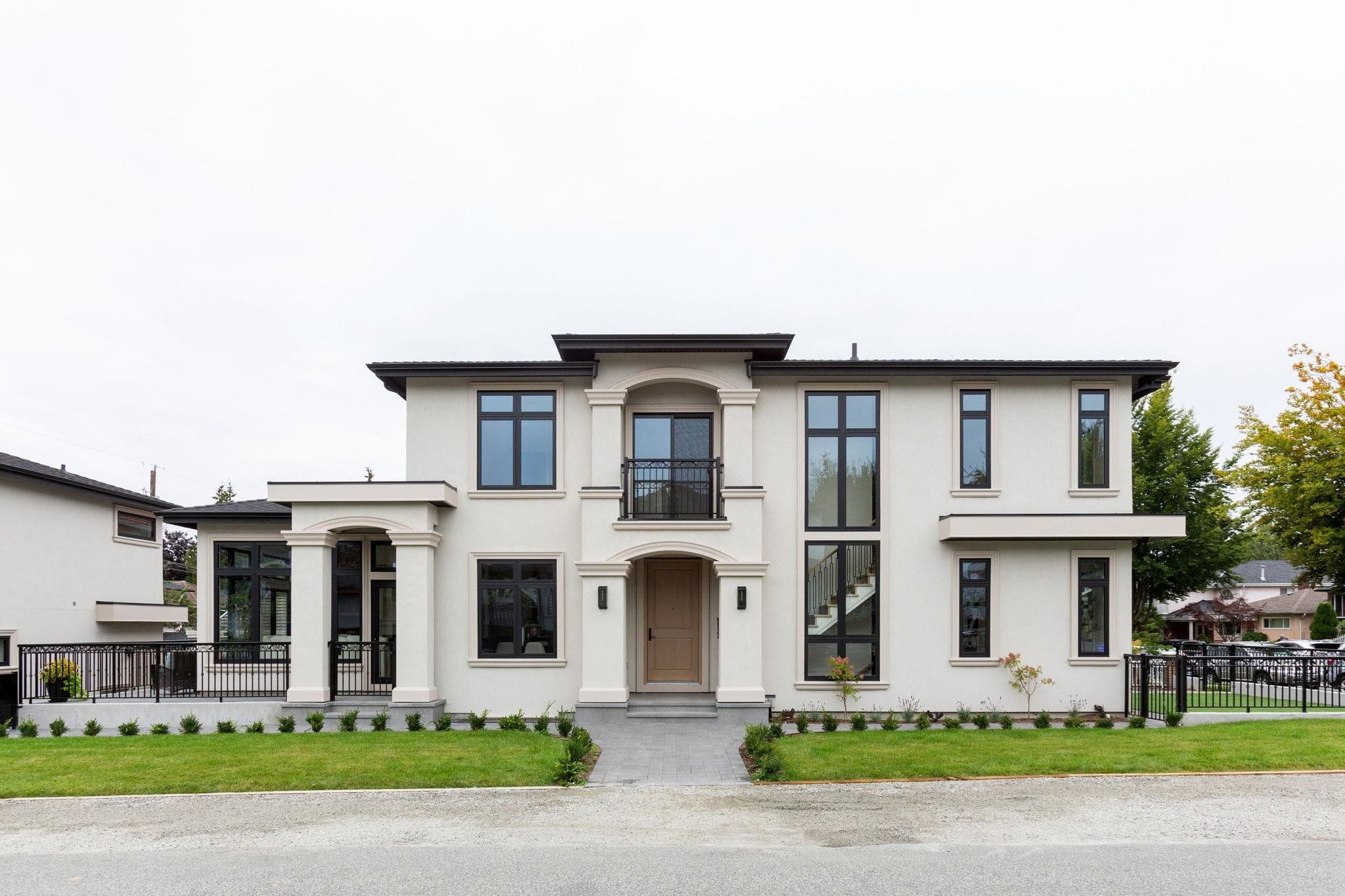 811 Madison Avenue, Burnaby