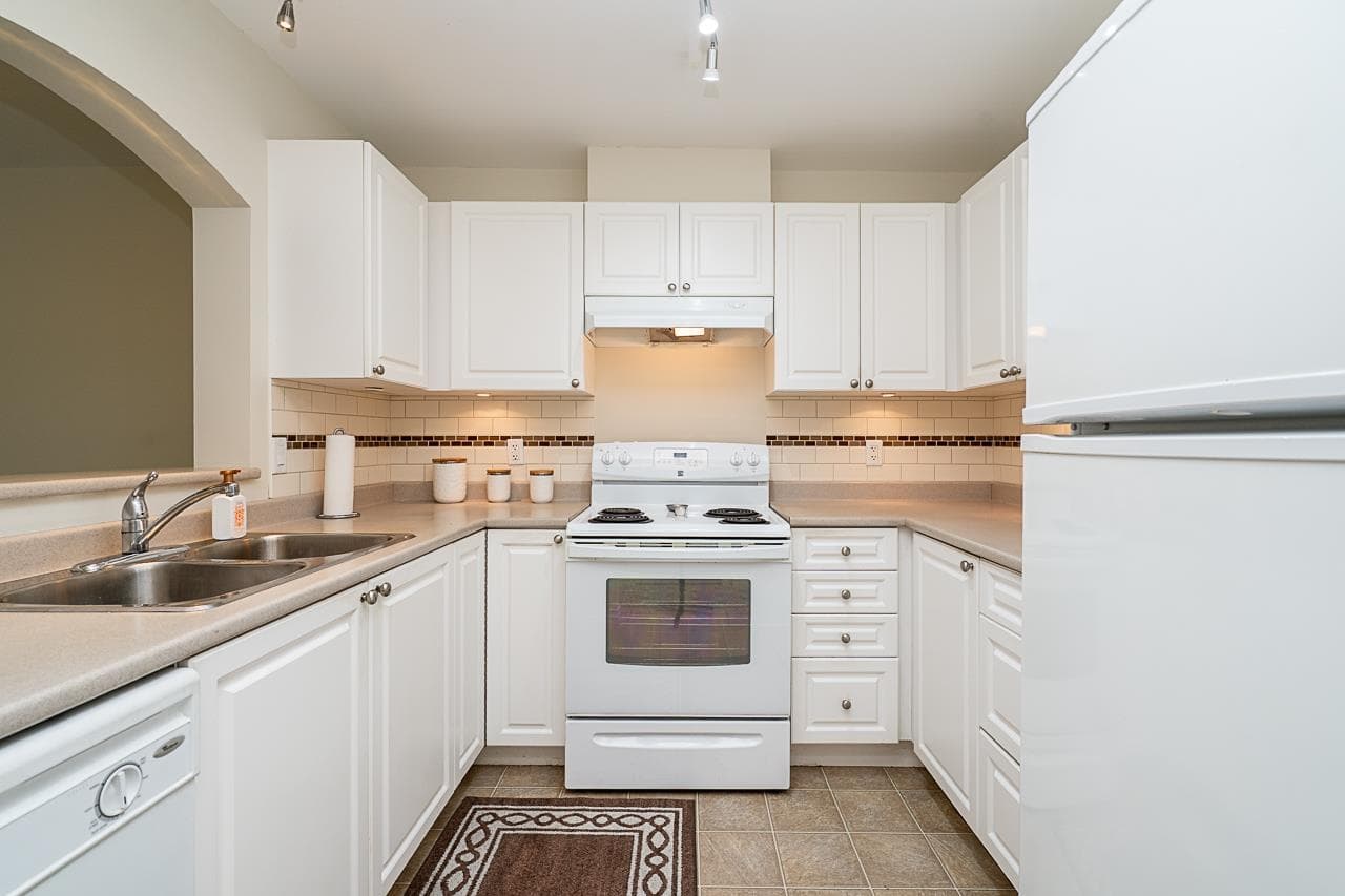 137 - 2980 Princess Crescent, Coquitlam, V3B 7R4 — photo 4