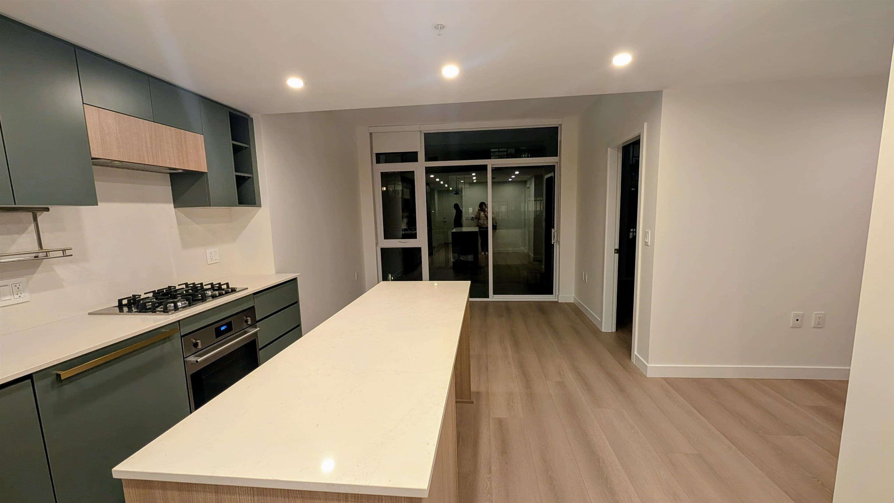 1211 - 13573 98a Avenue, Surrey, V3T 1C8 — photo 4
