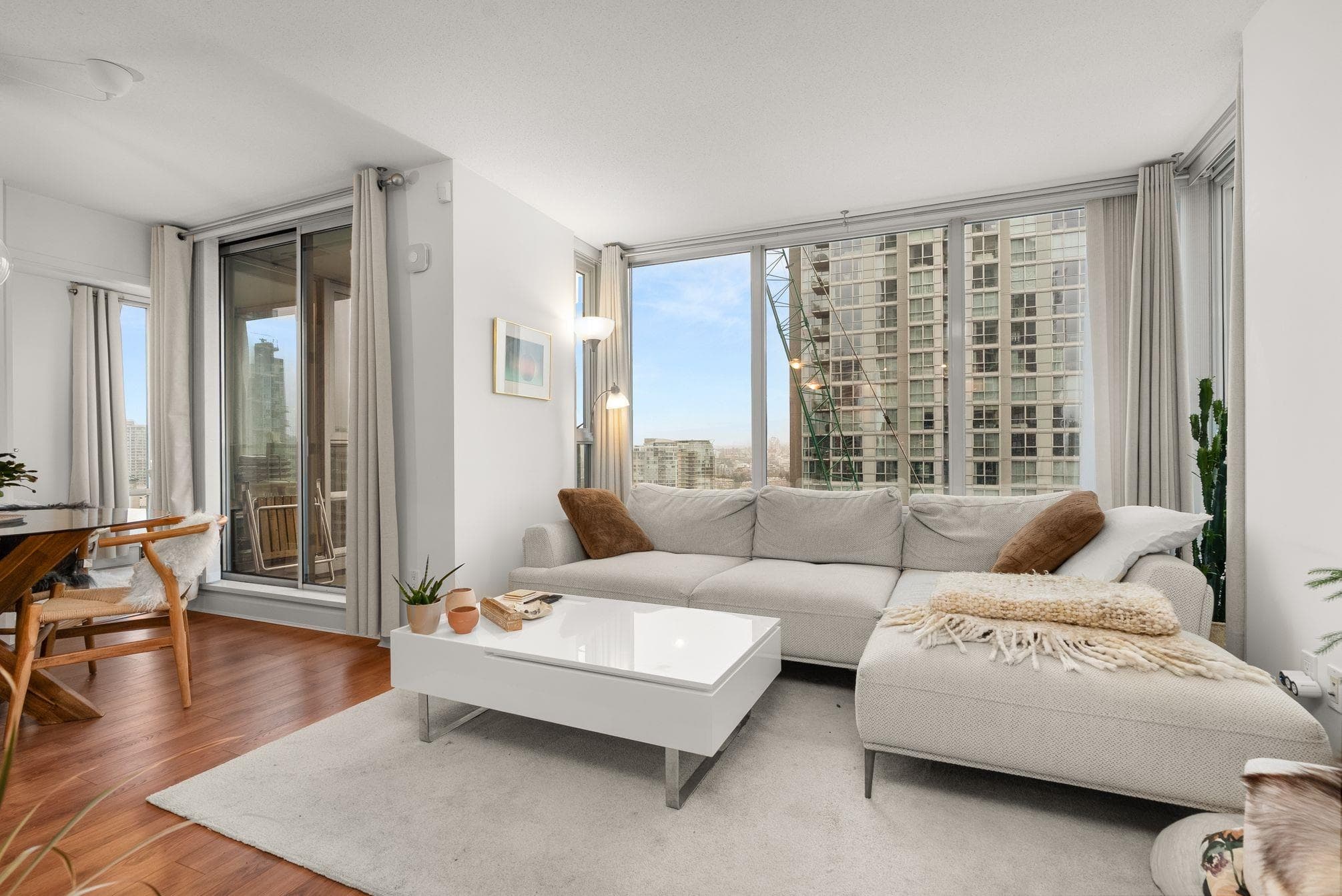 2108 - 1438 Richards Street, Vancouver, V6Z 3B8 — photo 4