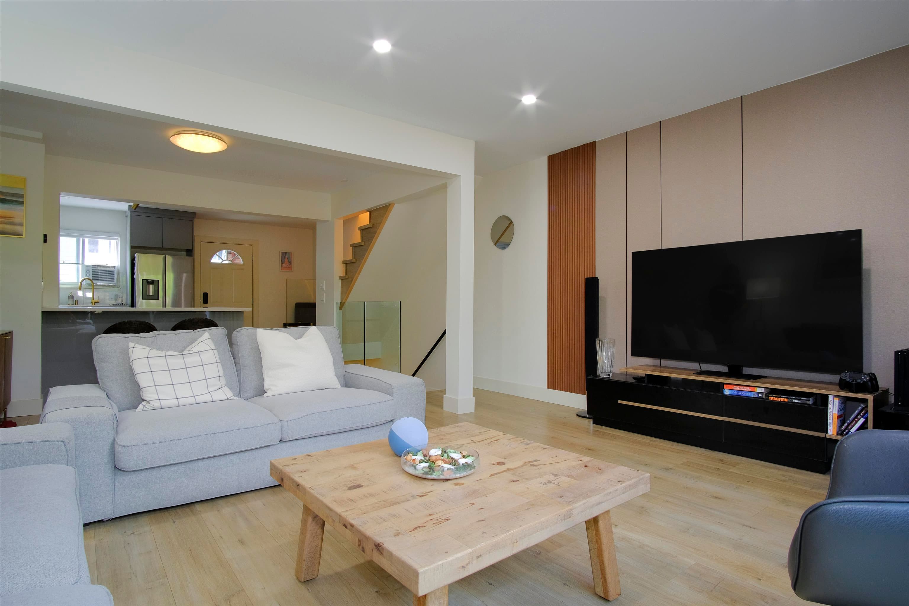 10 - 10736 Guildford Drive, Surrey