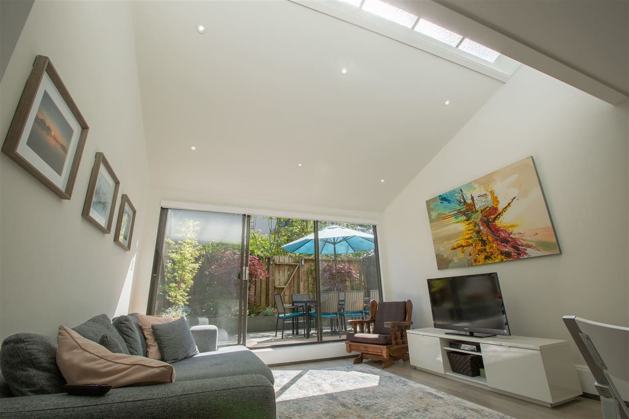 106 - 1745 Esquimalt Avenue, West Vancouver, V7V 1R7 — photo 3