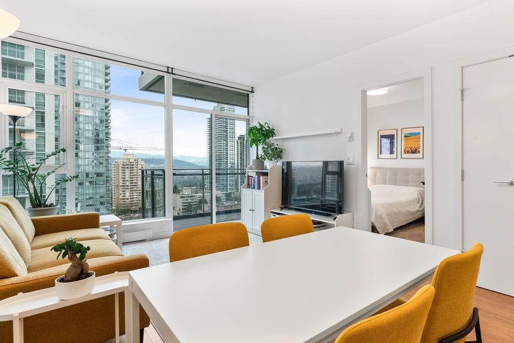 1708 - 6098 Station Street, Burnaby, V5H 0H4 — photo 2