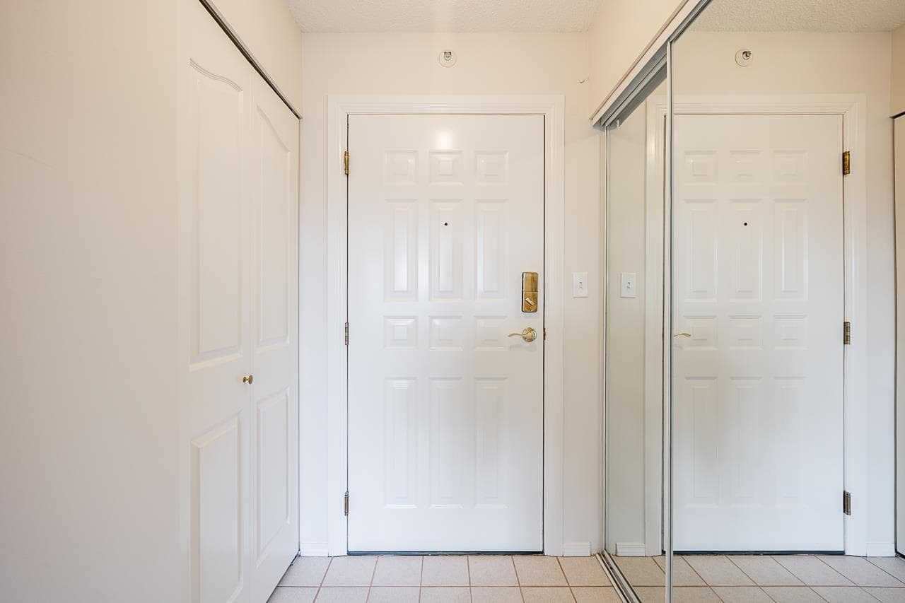 402 - 3190 Gladwin Road, Abbotsford, V2T 5T2 — photo 5