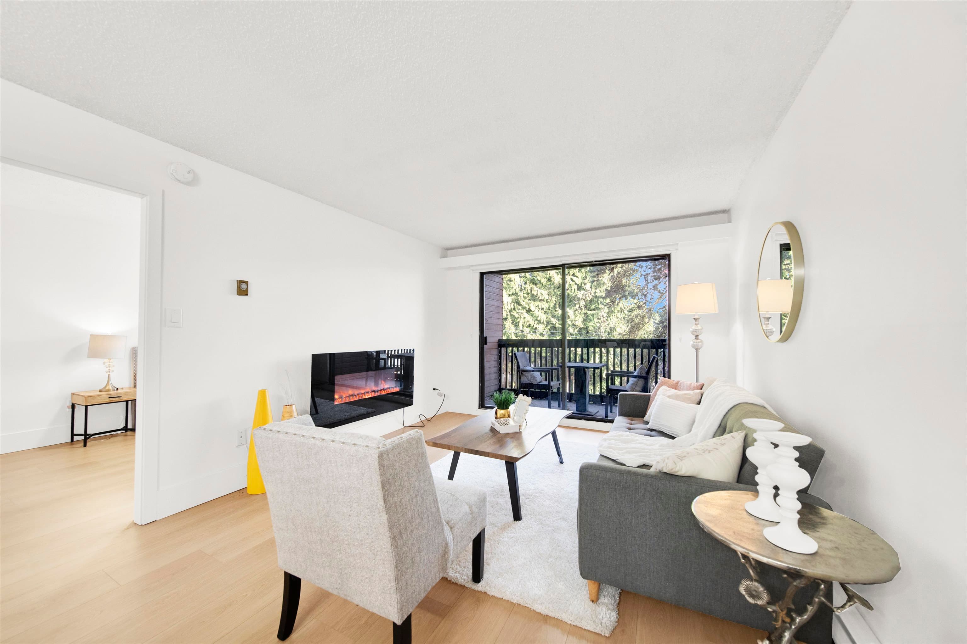 207 - 37 Agnes Street, New Westminster, V3L 5G9 — photo 4
